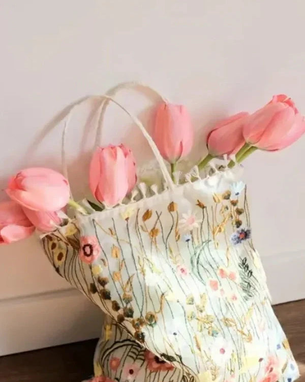 Lakelyn Çiçekli Tote Çanta