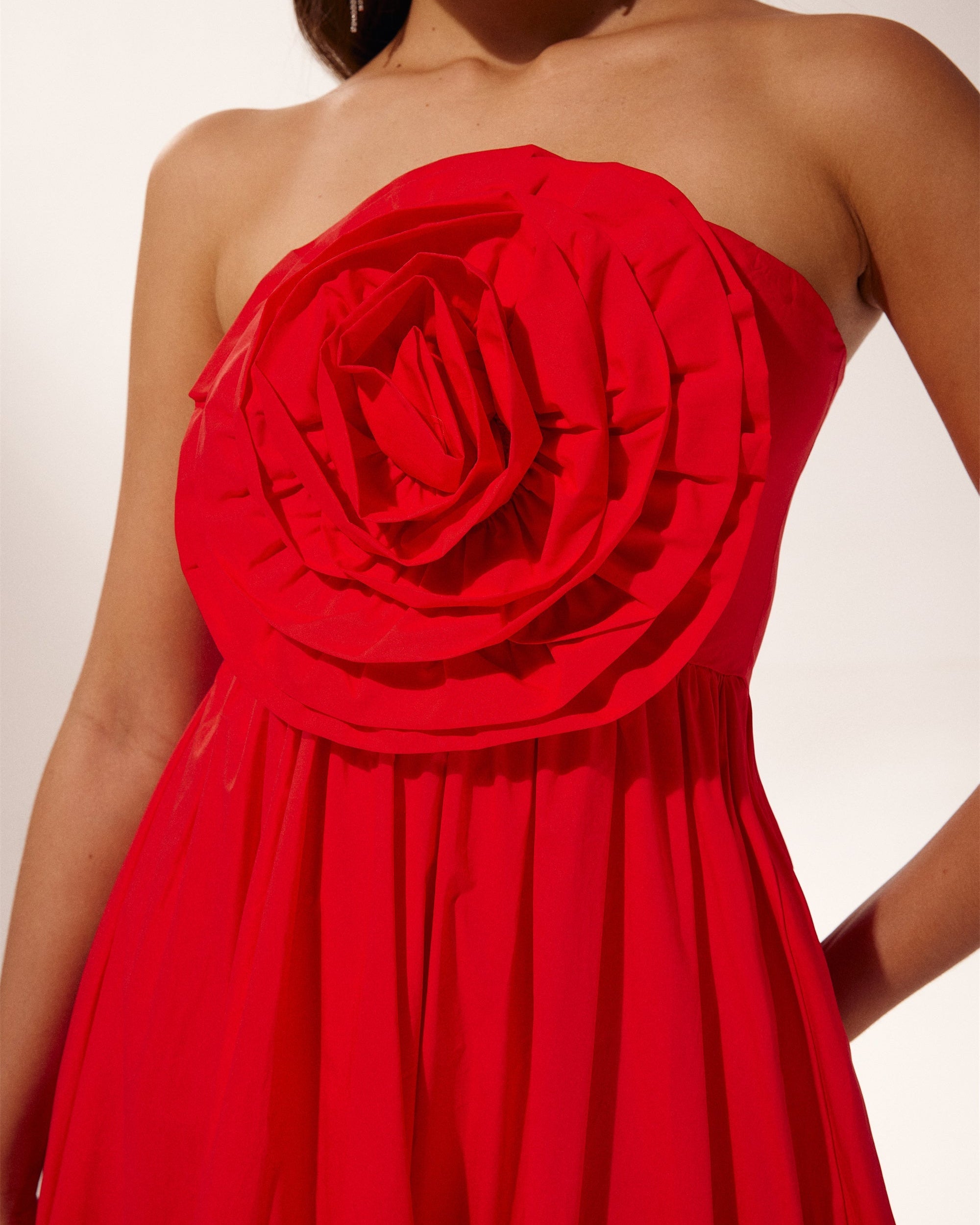 Frederica Flower Straplez Uzun Elbise