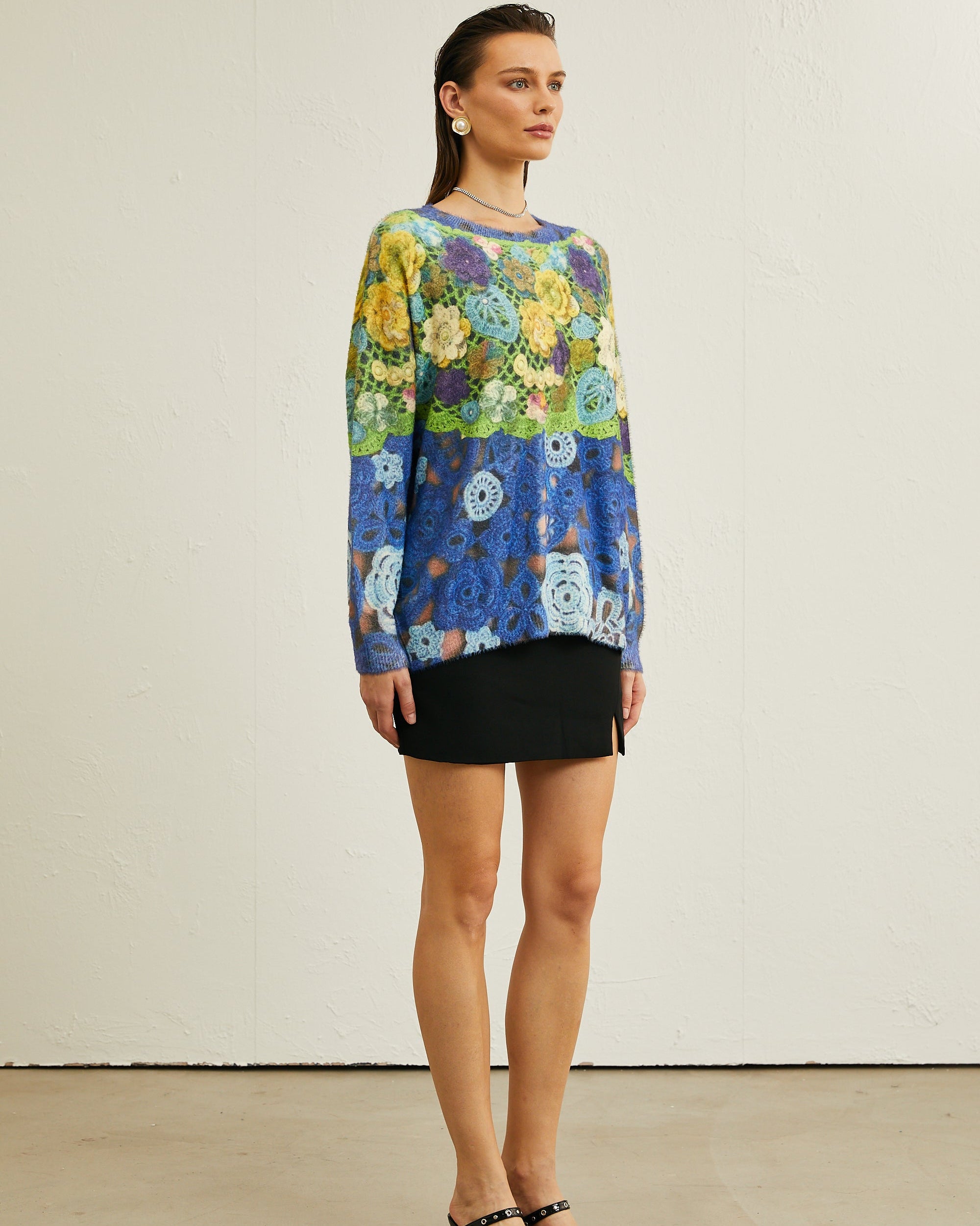 Nouria Çiçek Desenli Kazak