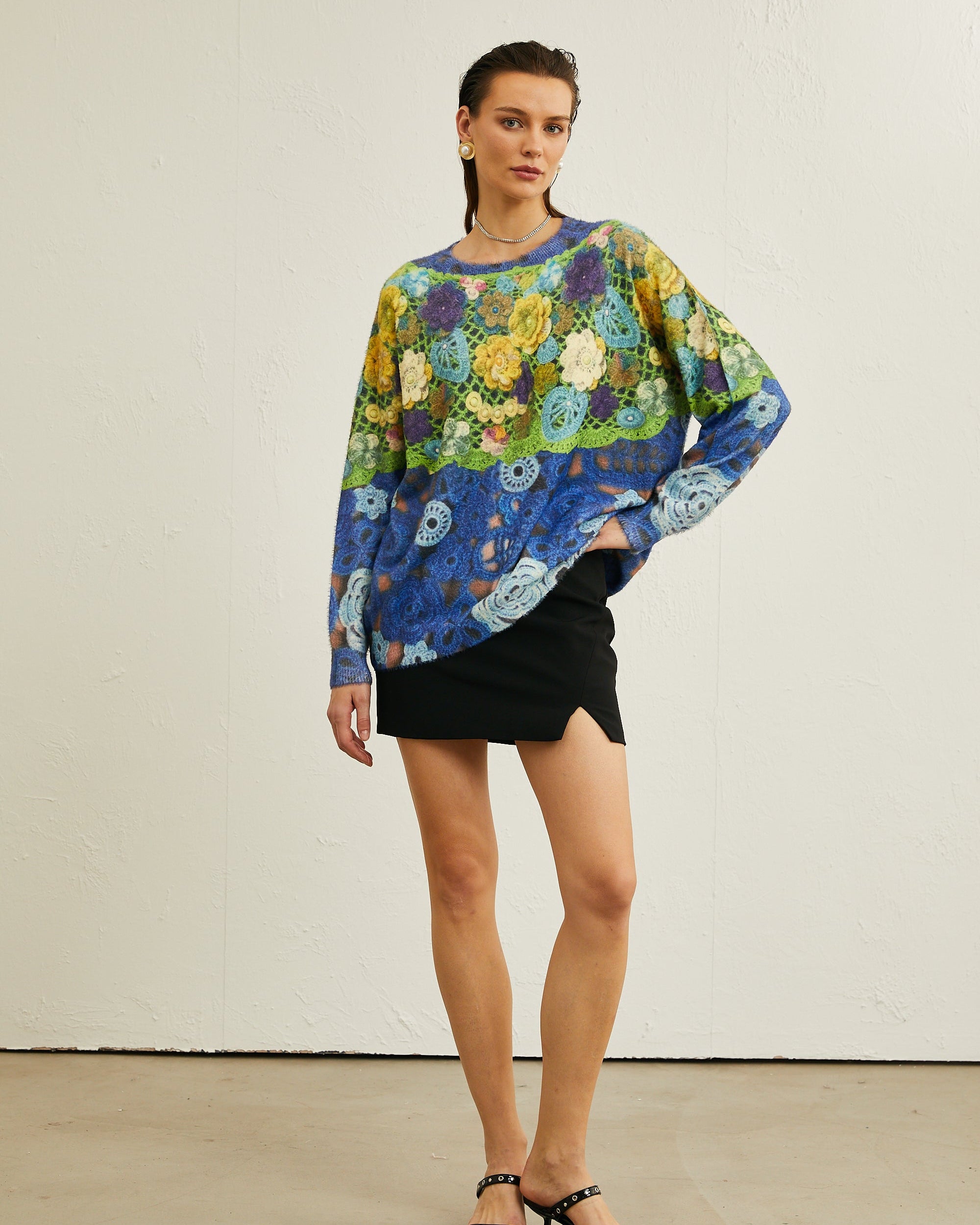 Nouria Çiçek Desenli Kazak