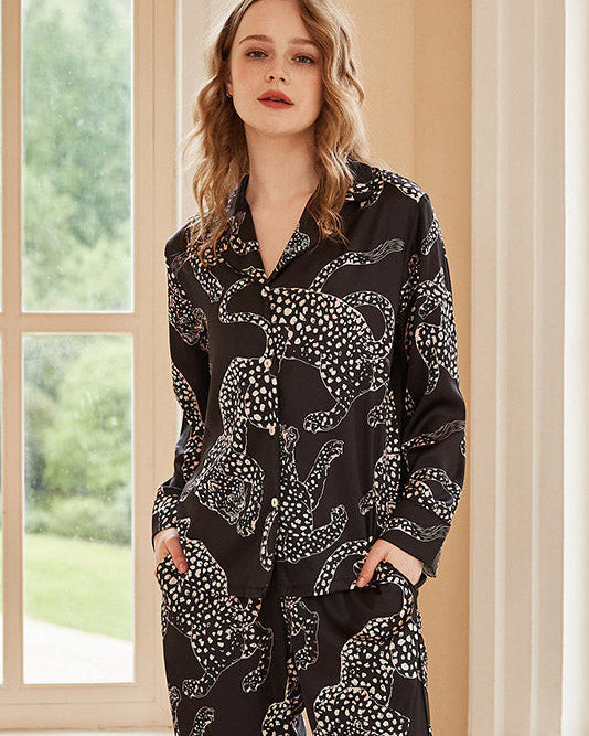 Siyah Jaguar Desenli Uzun Kollu Pijama Takımı