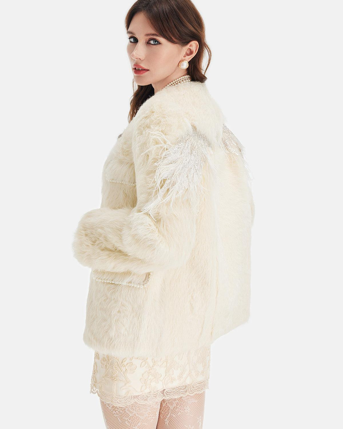 İncili Cep Detaylı Krem Kürk Ceket