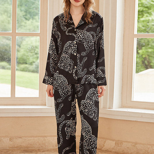 Siyah Jaguar Desenli Uzun Kollu Pijama Takımı