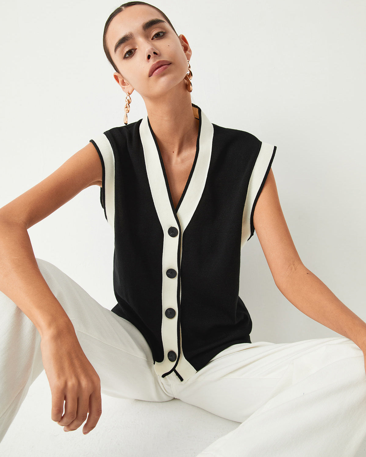 Kontrast Trim Kazak Yelek