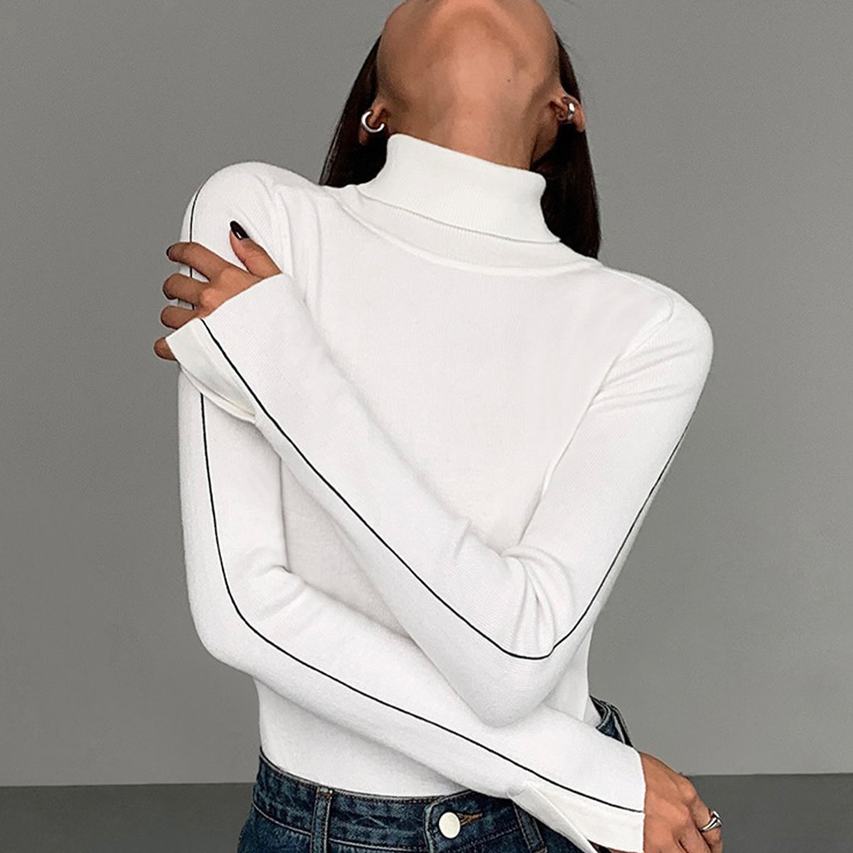 Kontrast Boru Yakalı Kazak