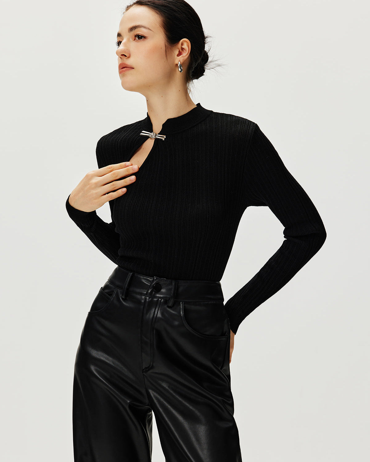 Kaburgalı Metal Düğümlü Kazak