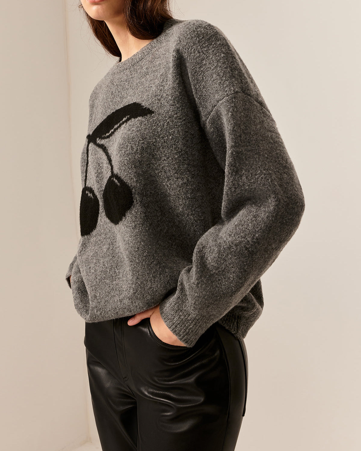 Pamuk Karışımlı Kiraz Baskılı Kazak