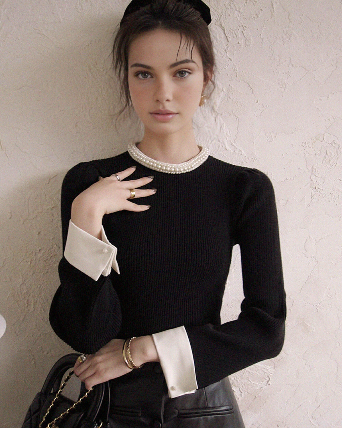 Kontrast Kesim İnci Detaylı Kazak