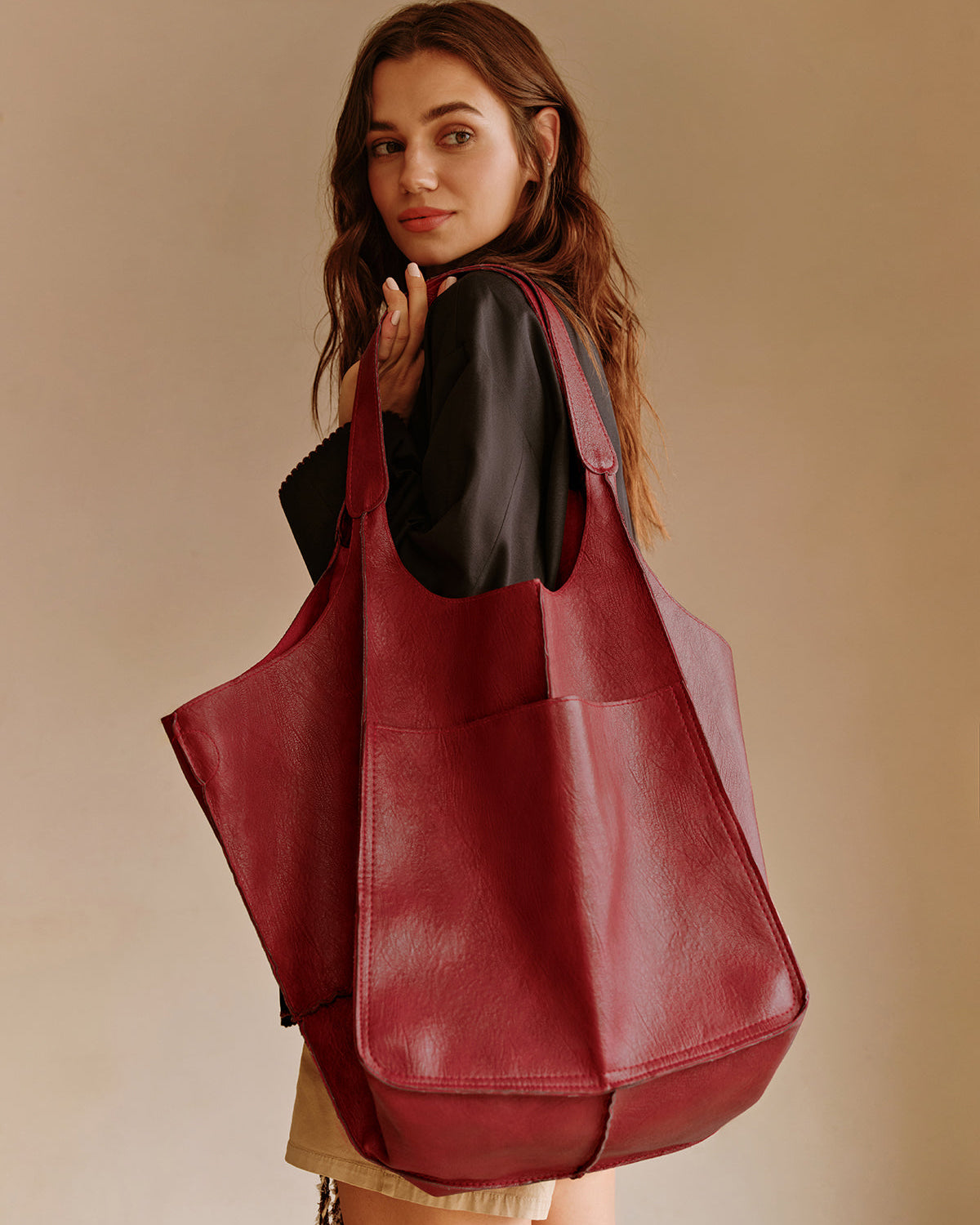 Crimson Comfort Tote Çanta