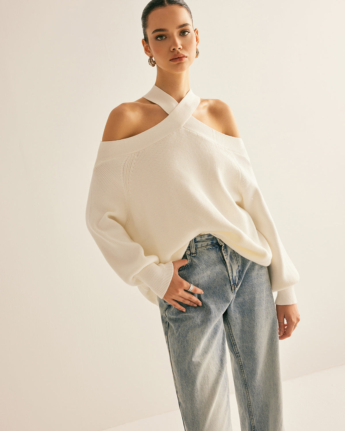 Çapraz Yaka Soğuk Omuzlu Kazak