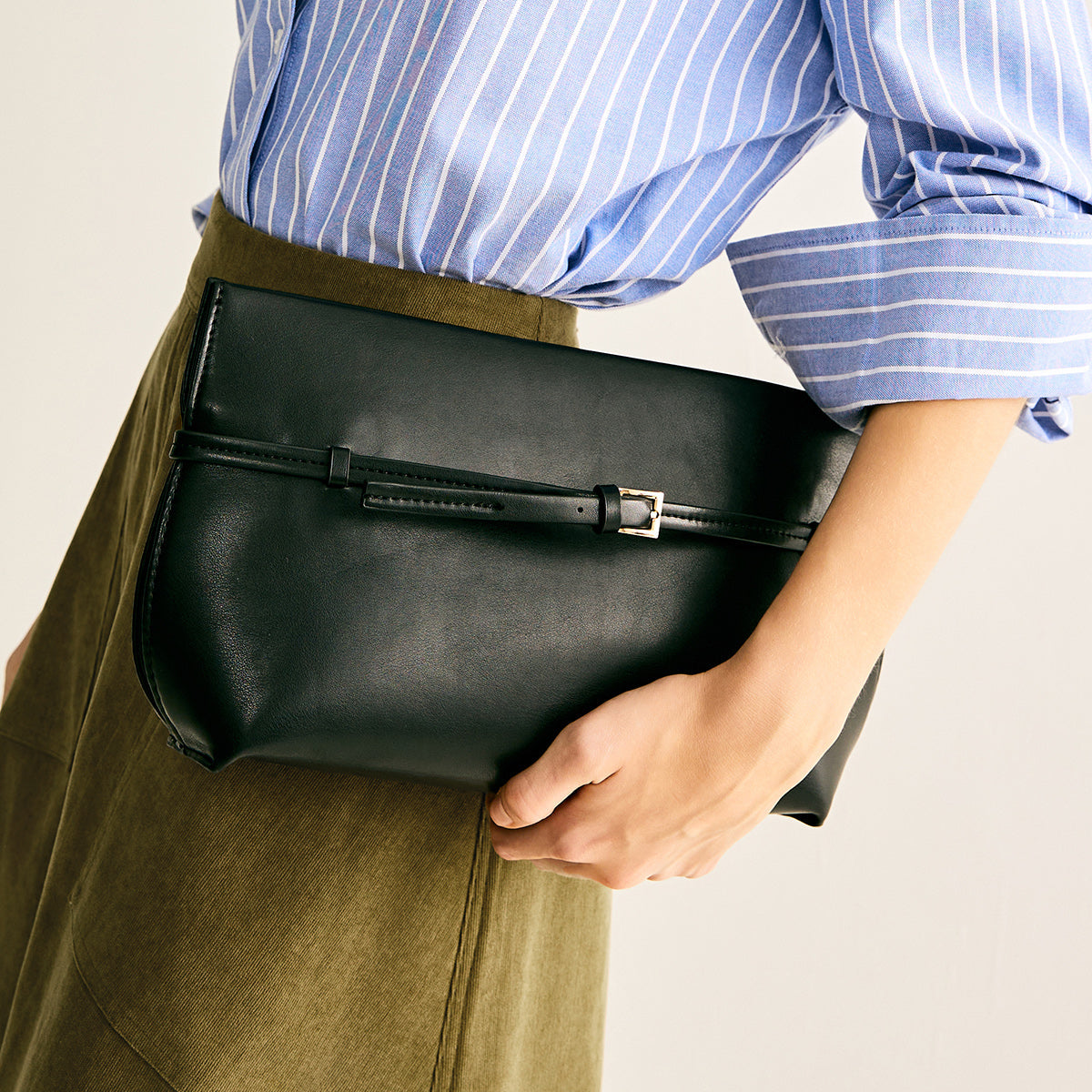 Modern Grace Clutch Çanta