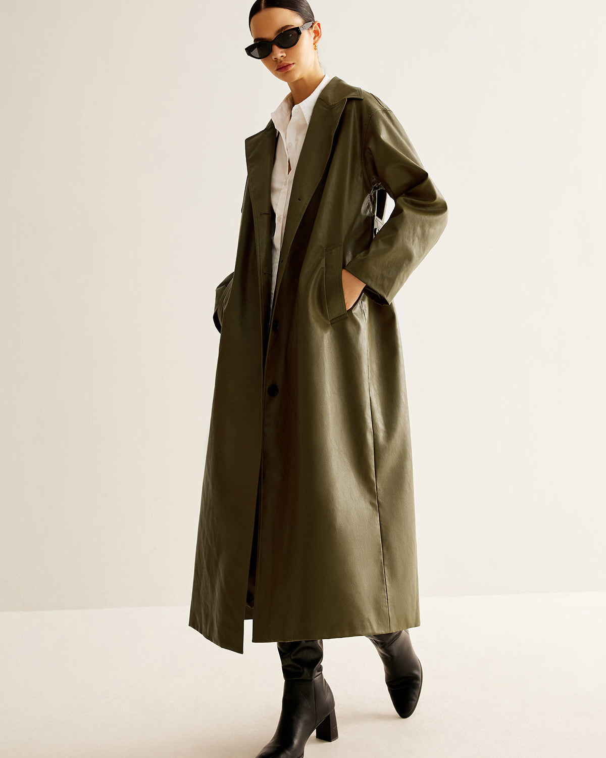 Büyük Boy Suni Deri Uzun Ceket