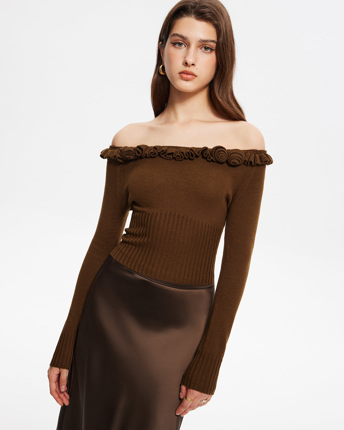 Kaşmir Karışımlı Omuz Açık Volanlı Kazak