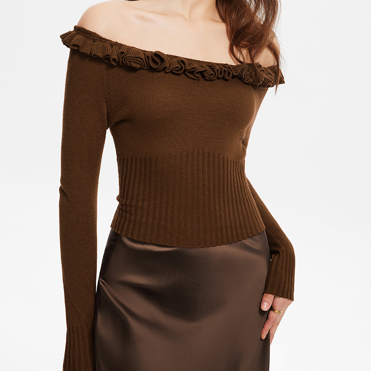 Kaşmir Karışımlı Omuz Açık Volanlı Kazak