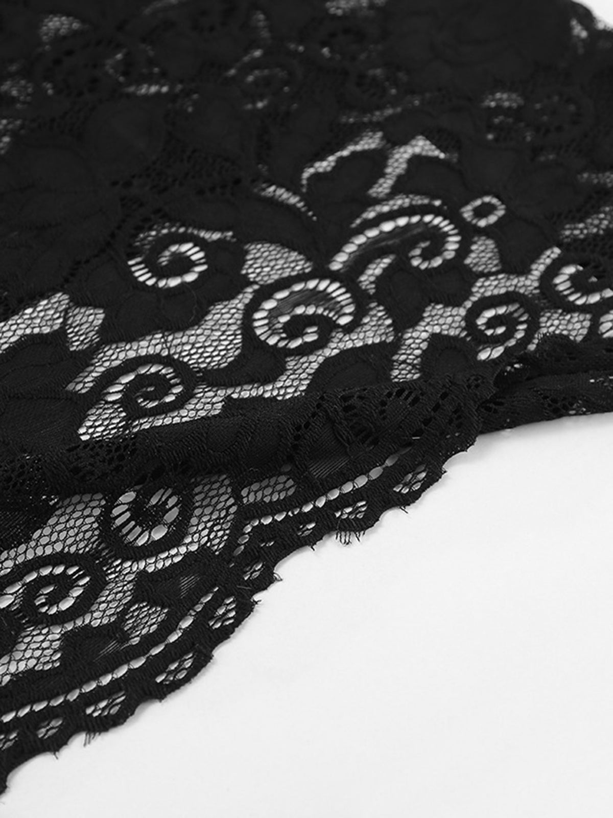 Yarı Transparan Dantel Uzun Elbise