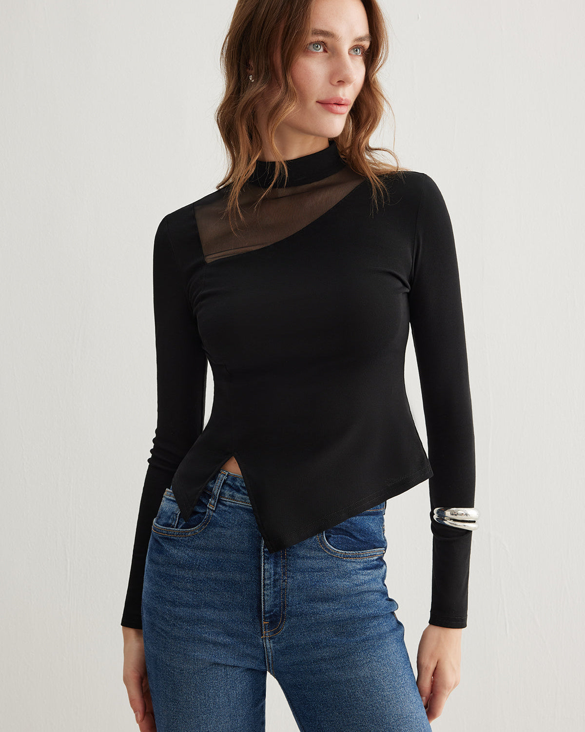 Yırtmaç Detaylı Jarse Bluz