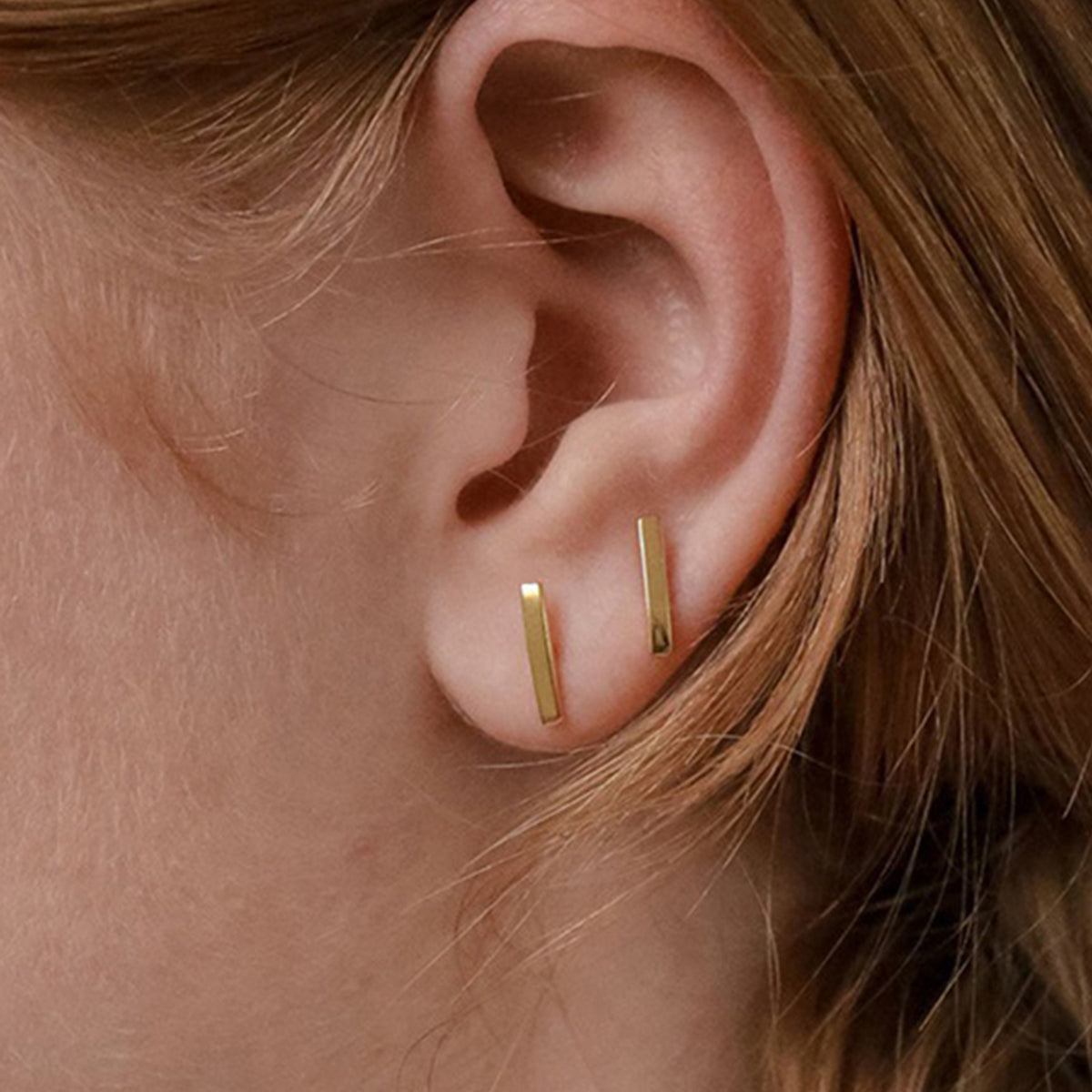 Minimal Çizgi Küpe