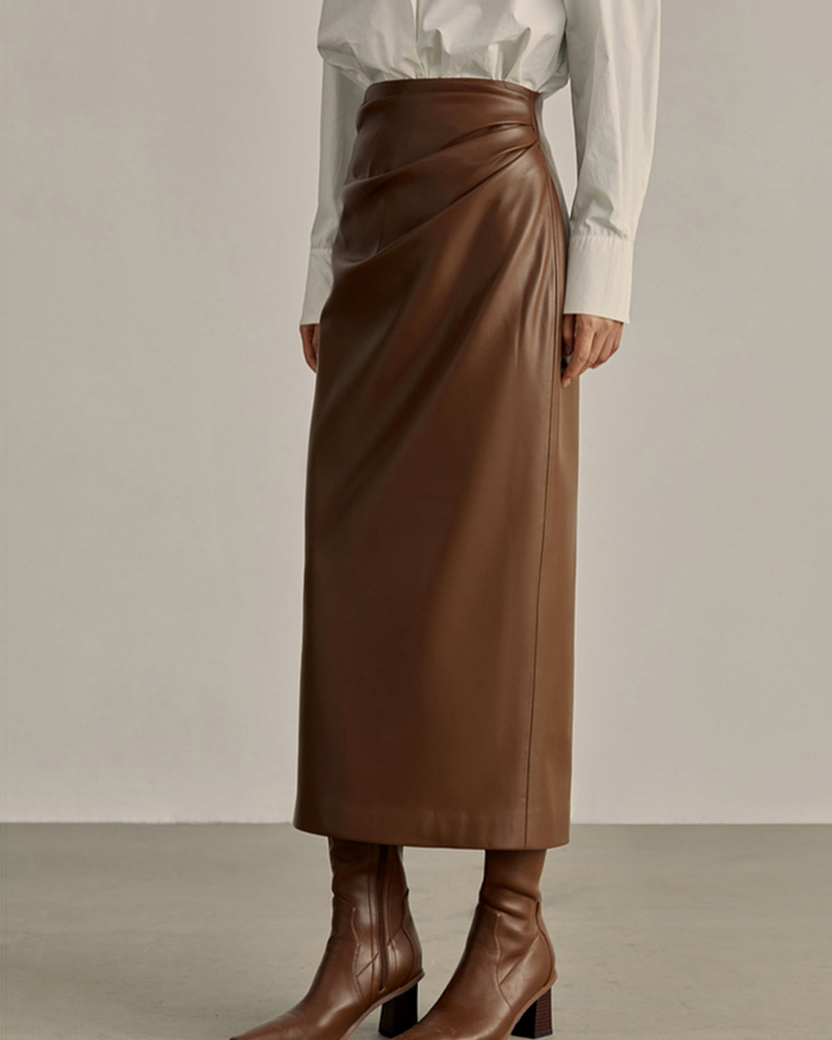 Minimalist Suni Deri Etek