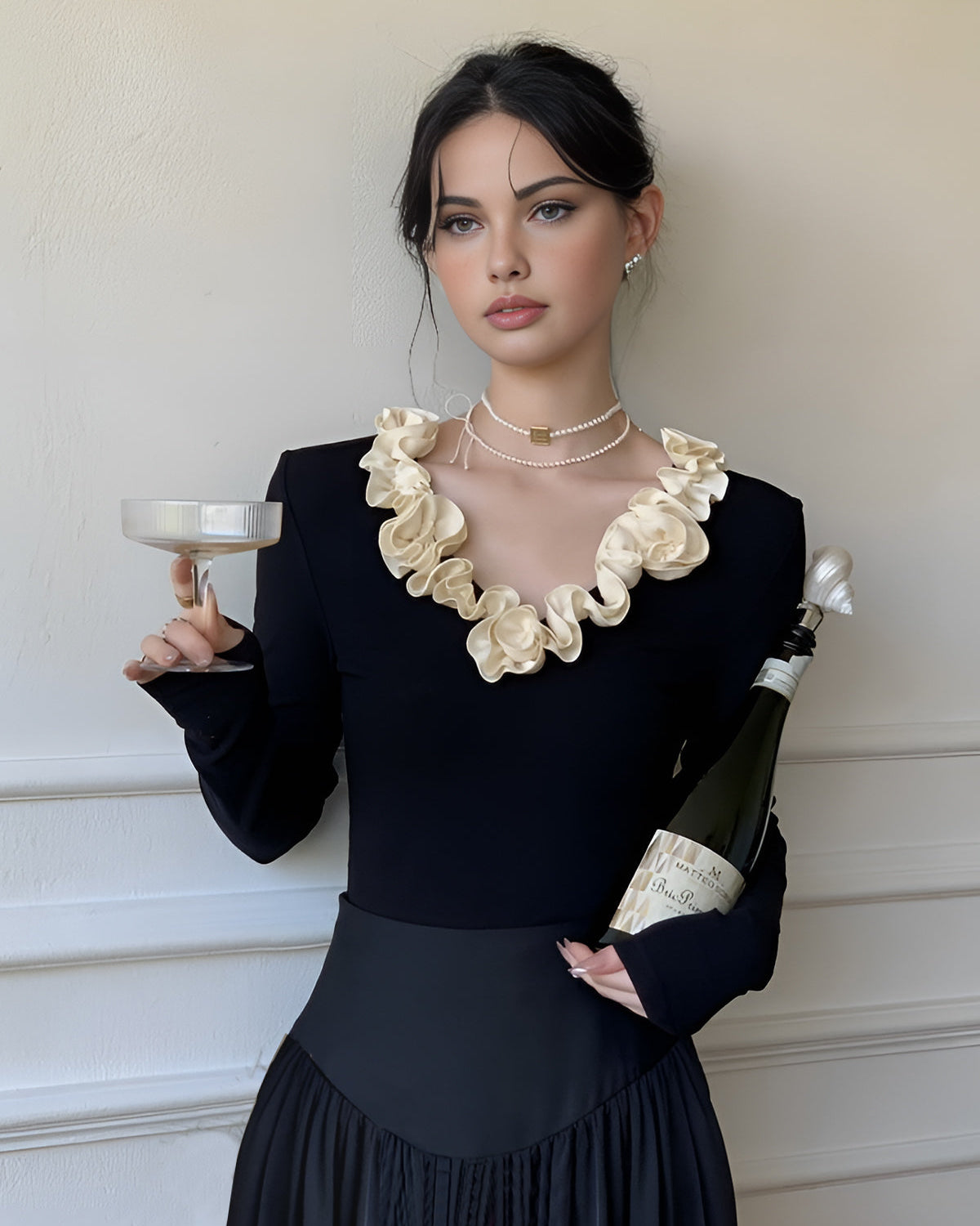 Pamuklu Slim Fit Çiçek Biyeli Tişört