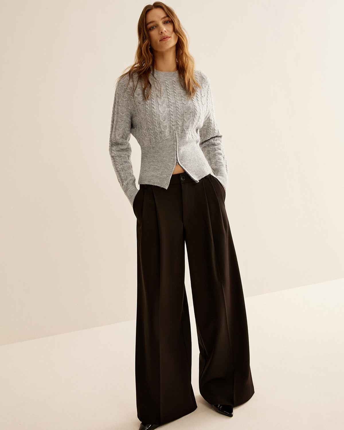 Yuvarlak Yaka Fermuarlı Tasarım Kazak