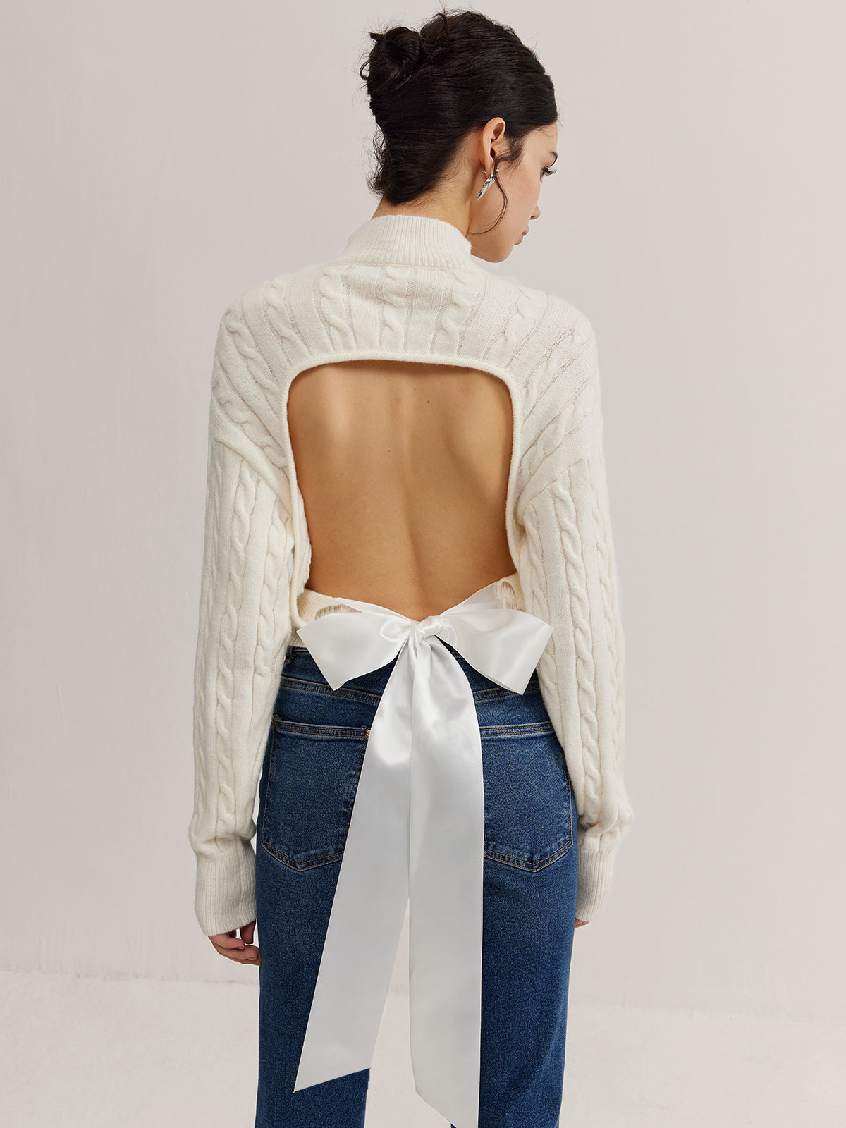 Backless Bow Detaylı Triko Bluz