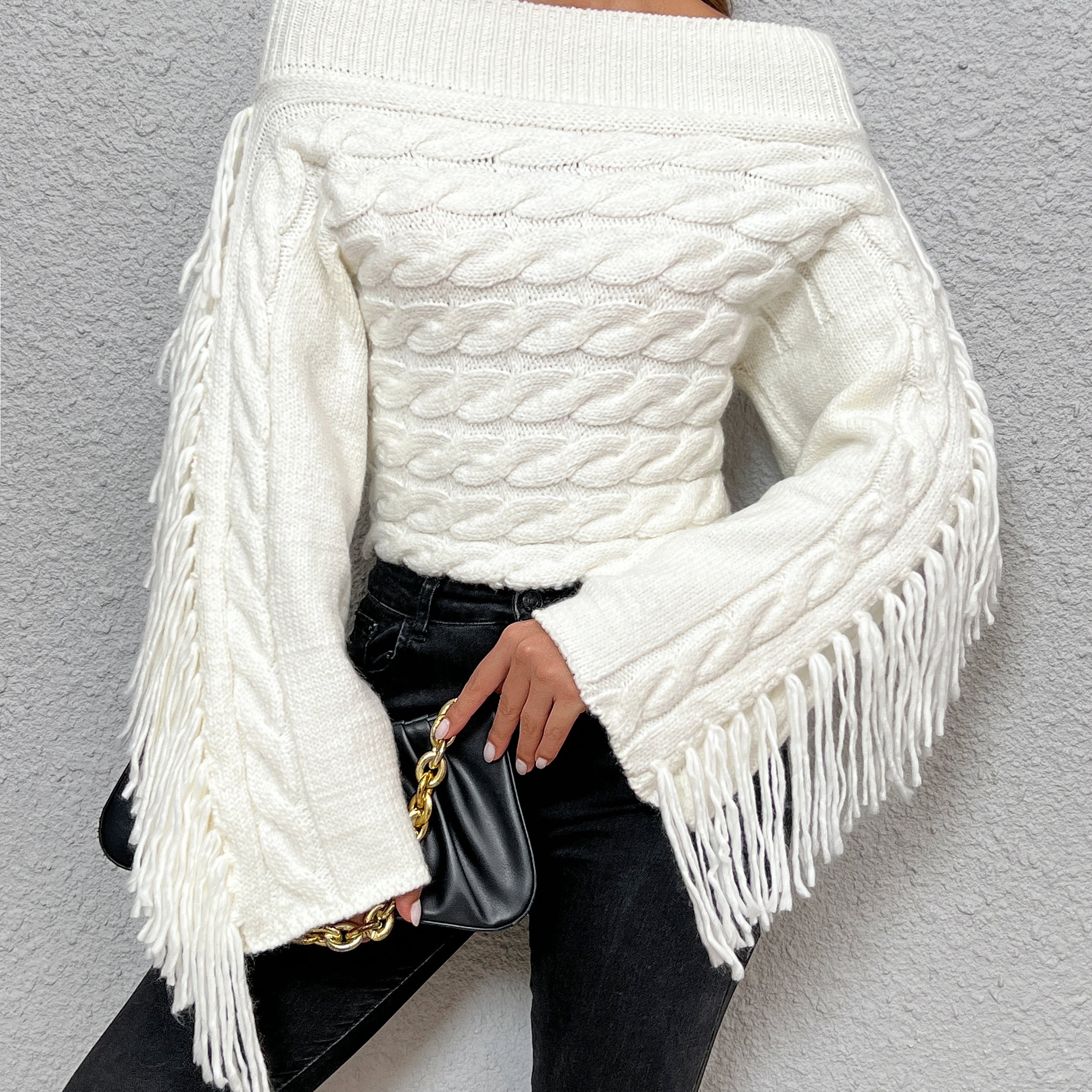 Beheme Omuzdan Bağlamalı Püsküllü Kazak