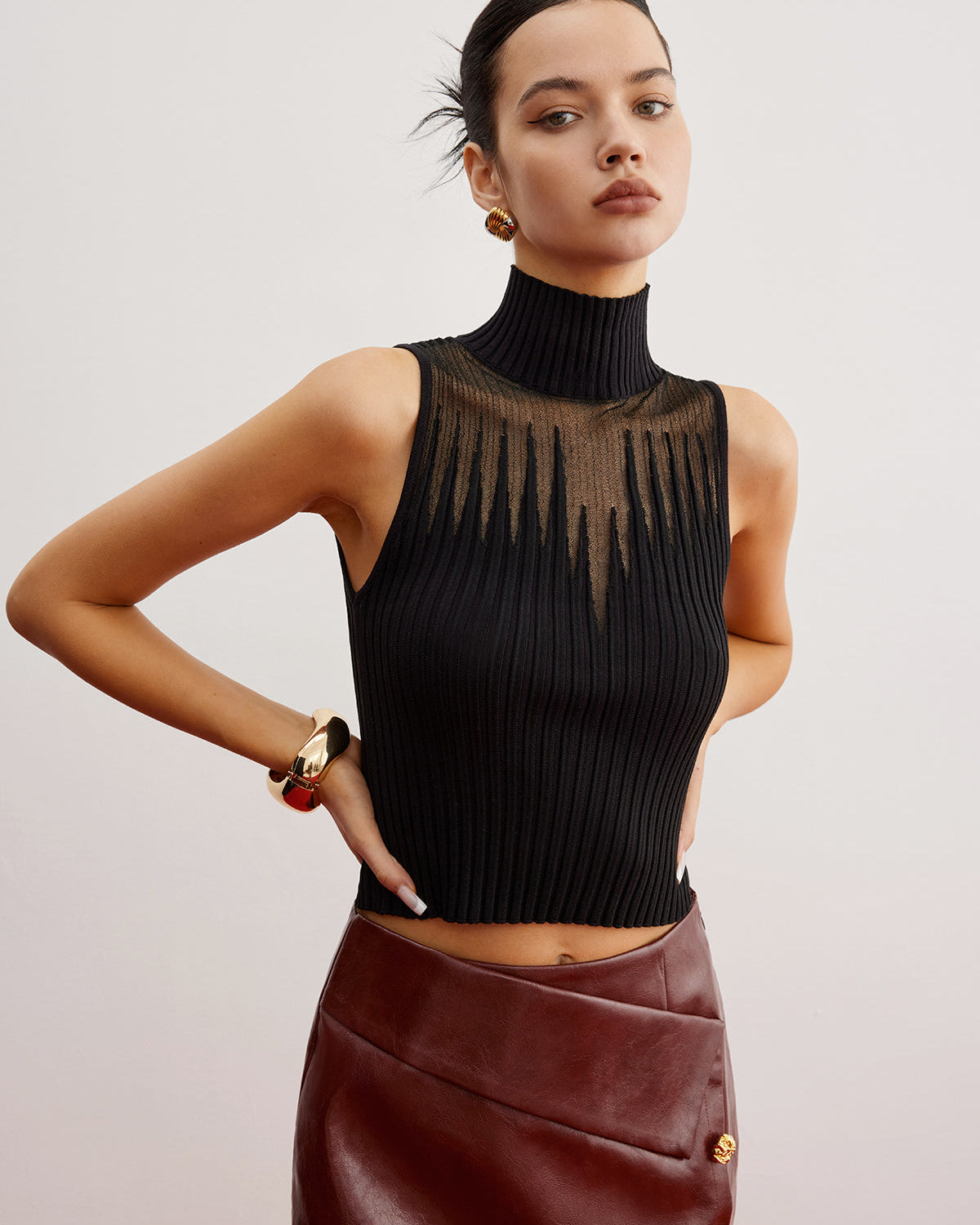 Kısa Transparan Panelli Triko Yelek