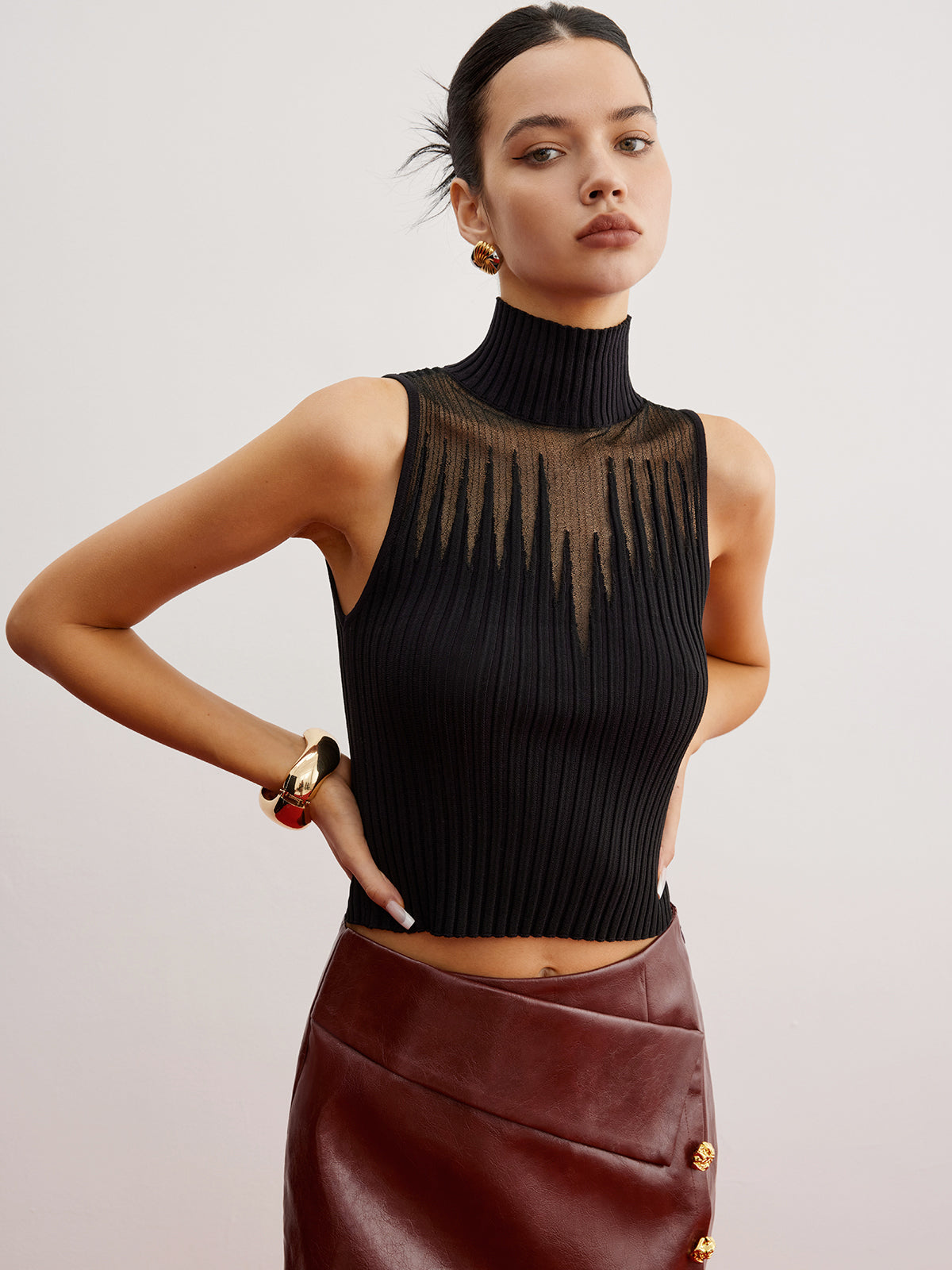 Kısa Transparan Panelli Triko Yelek