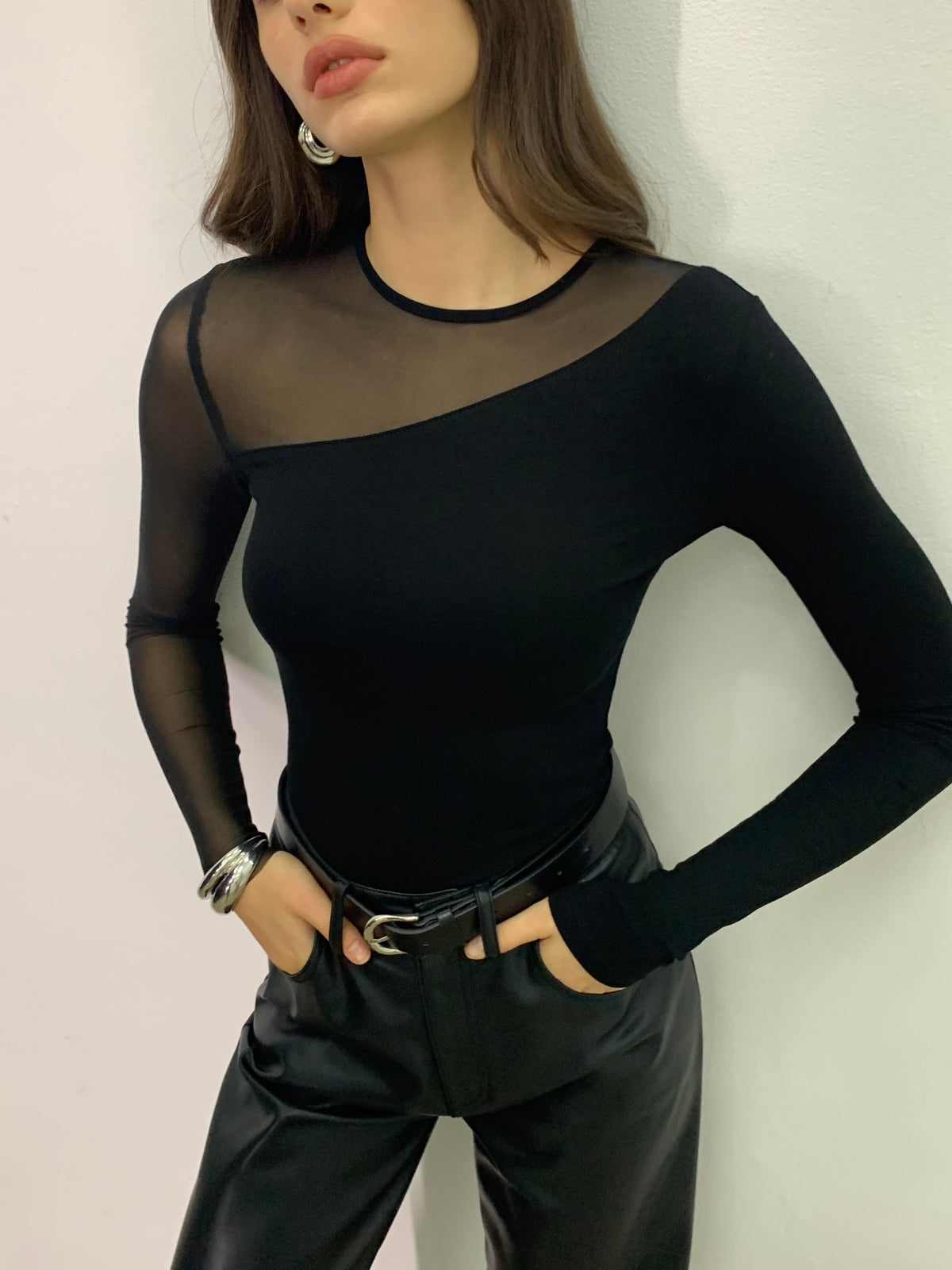 Asimetrik Transparan Panelli Jarse Üst