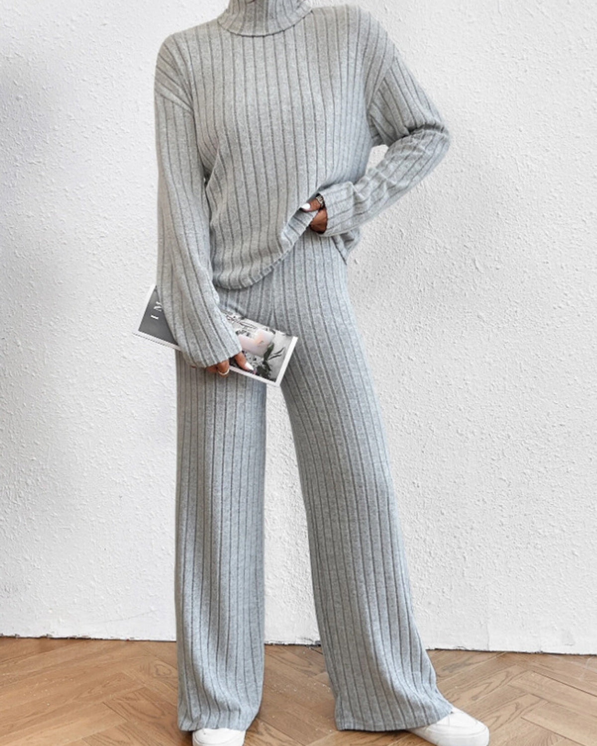 Yarım Balıkçı Yaka Ribanalı Rahat Pantolon Takımı