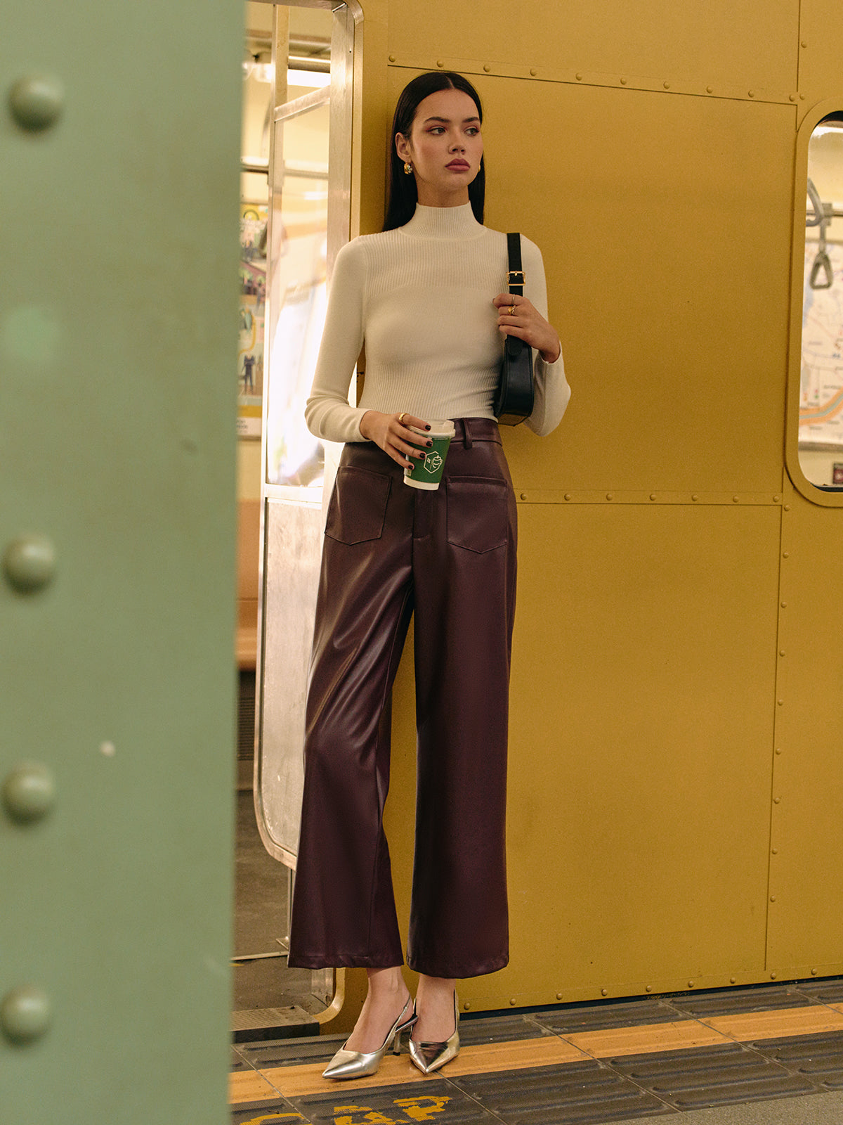 Retro Tarz Suni Deri Pantolon