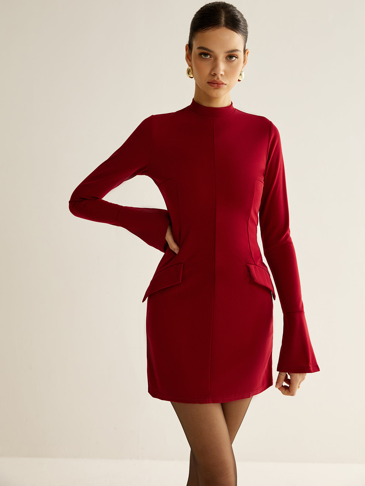 Düz Biyeli Kısa Elbise