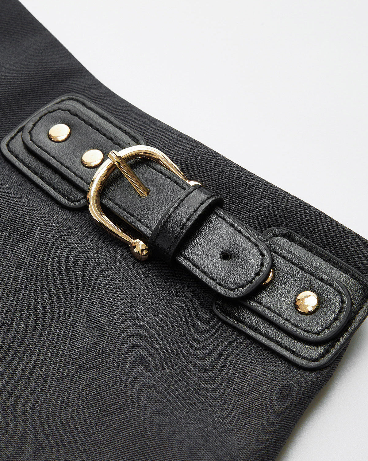 Yan Pile Detaylı Tokalı Kemerli Etek