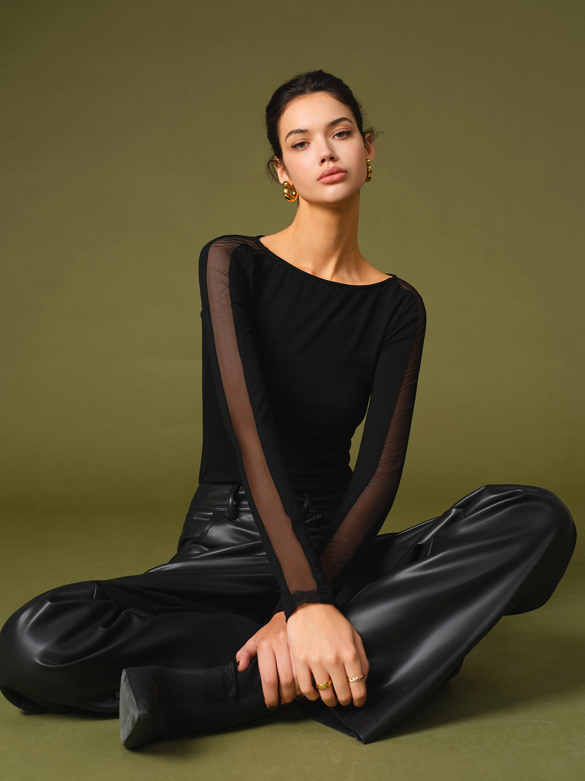 Minimalist Şeffaf Kollu Bluz