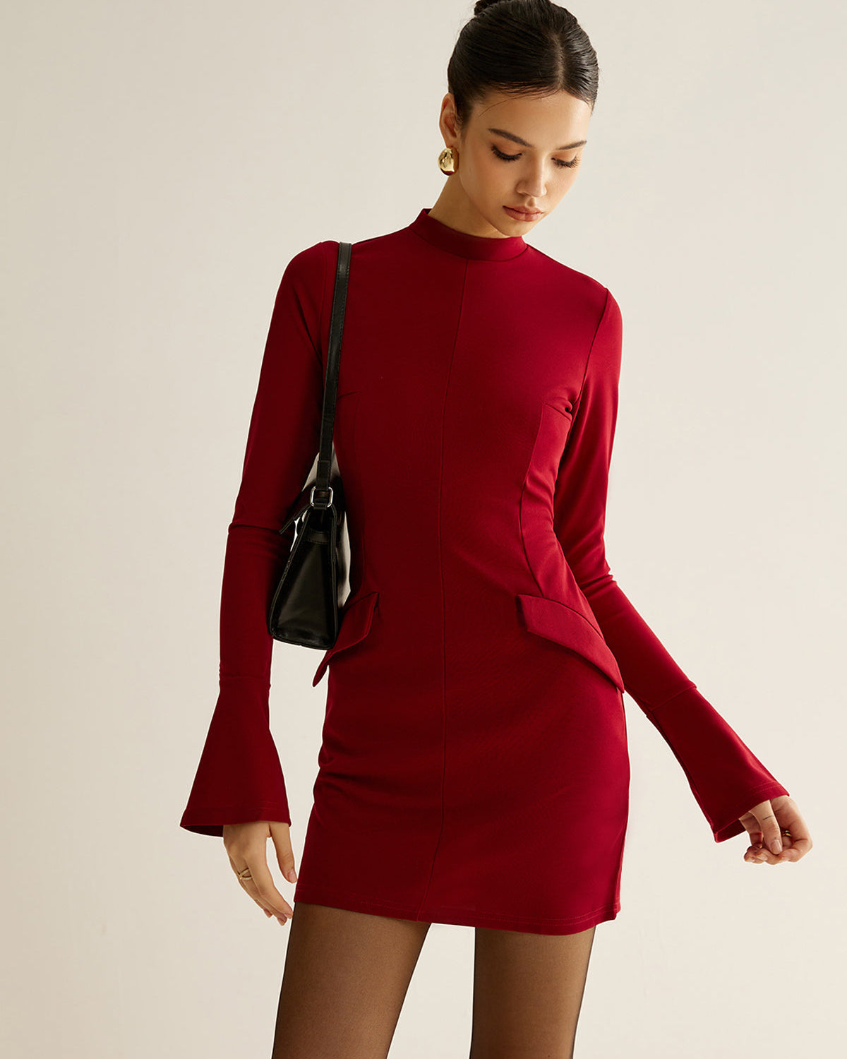 Düz Biyeli Kısa Elbise