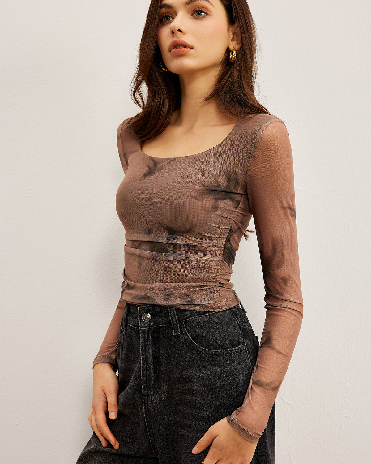 Batık Desenli Çiçek Baskılı File Bluz