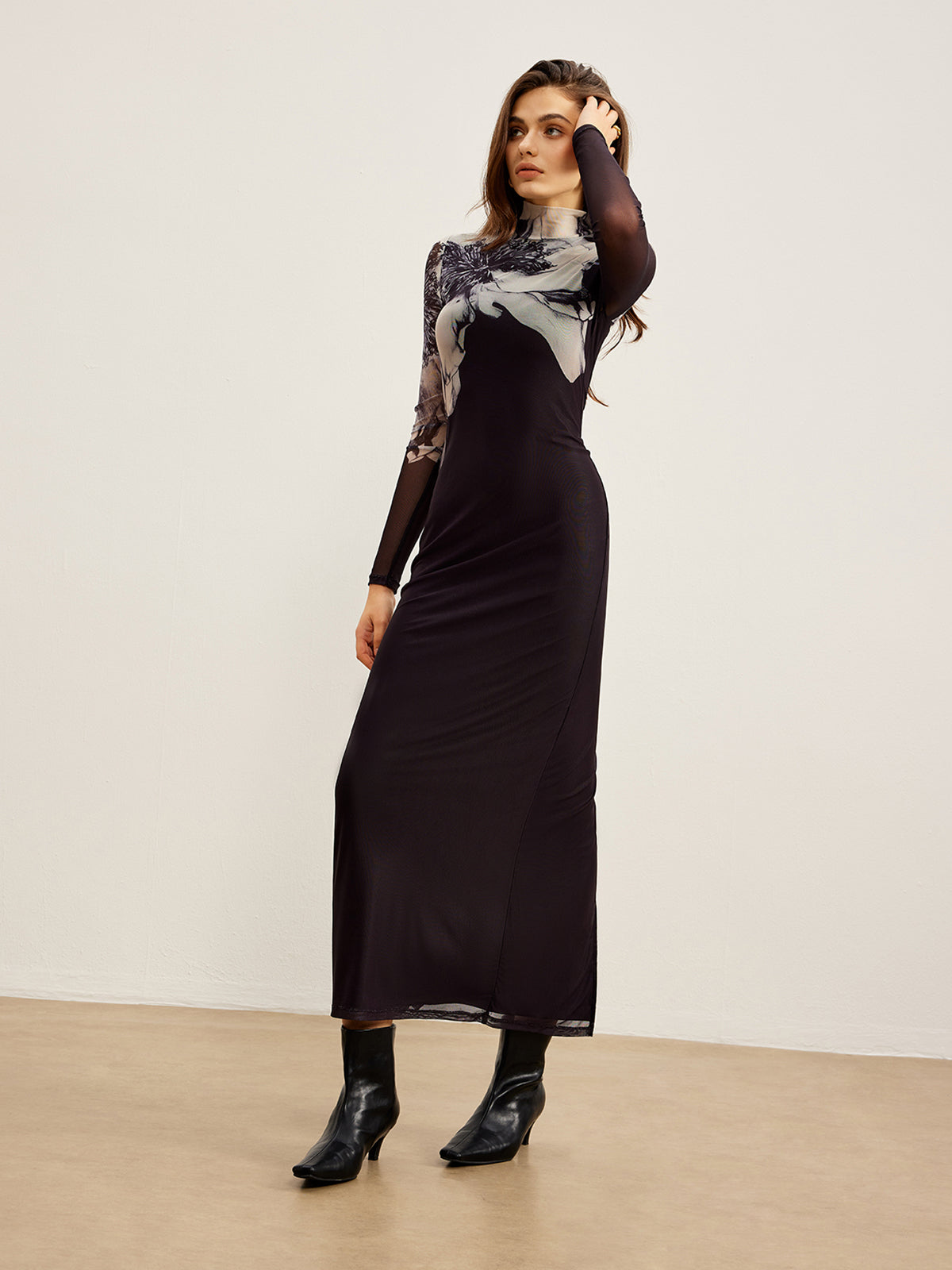 Yarım Boğazlı Baskılı File Elbise