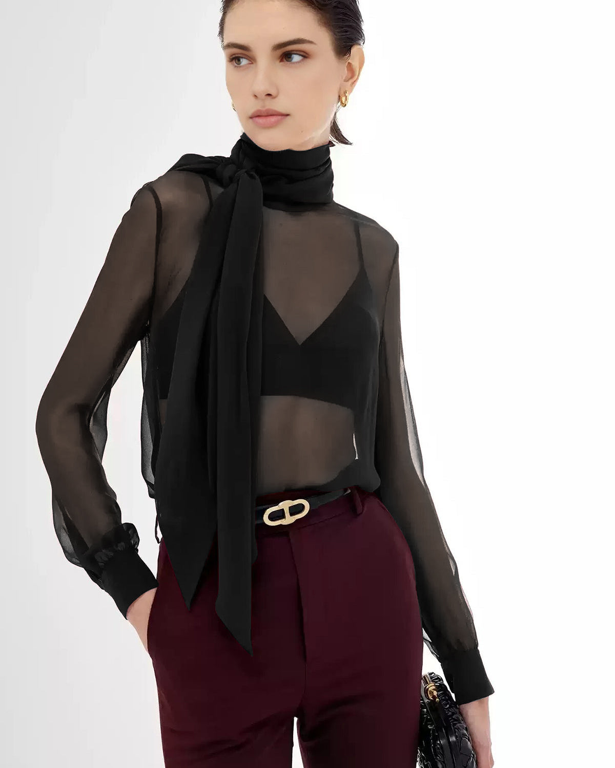 Şeffaf Fiyonk Detaylı Şifon Bluz