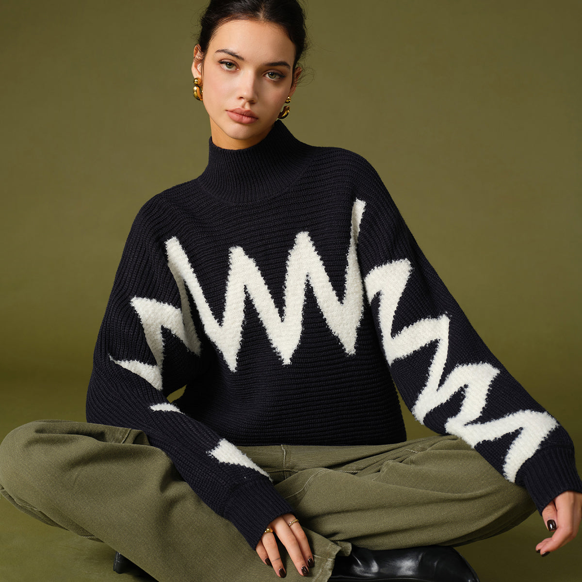 Yarım Boğazlı Kontrast Biyeli Kazak