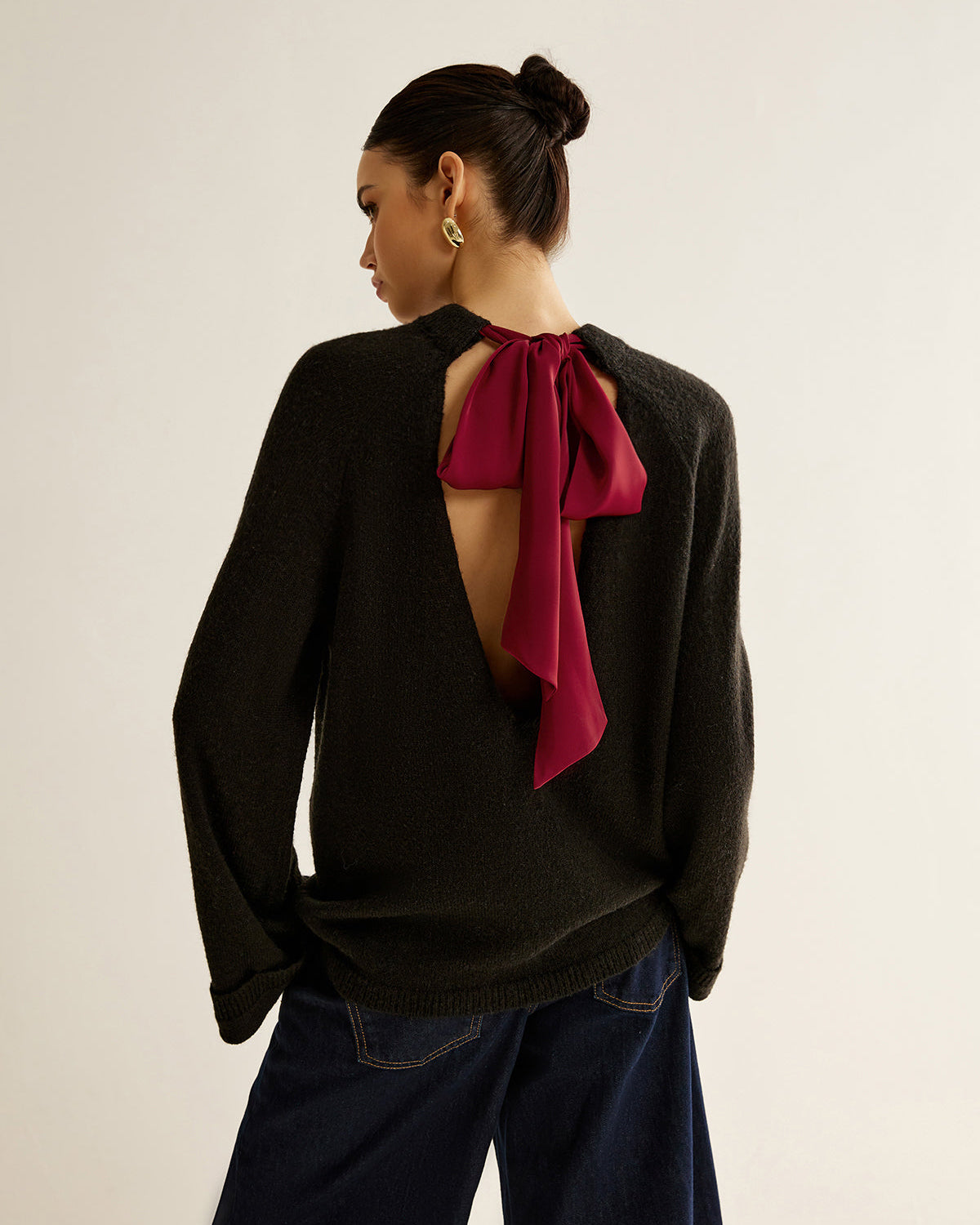 Oversize Sırtı Açık Bağcıklı Kazak