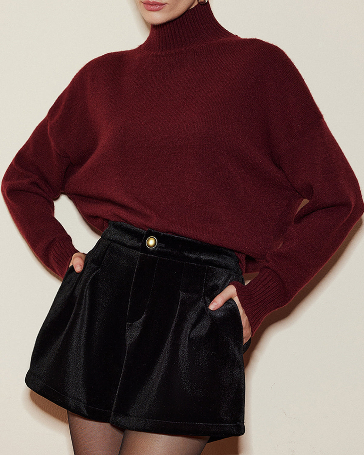 Zarif Büzgülü Yaka Vardiyalı Kazak