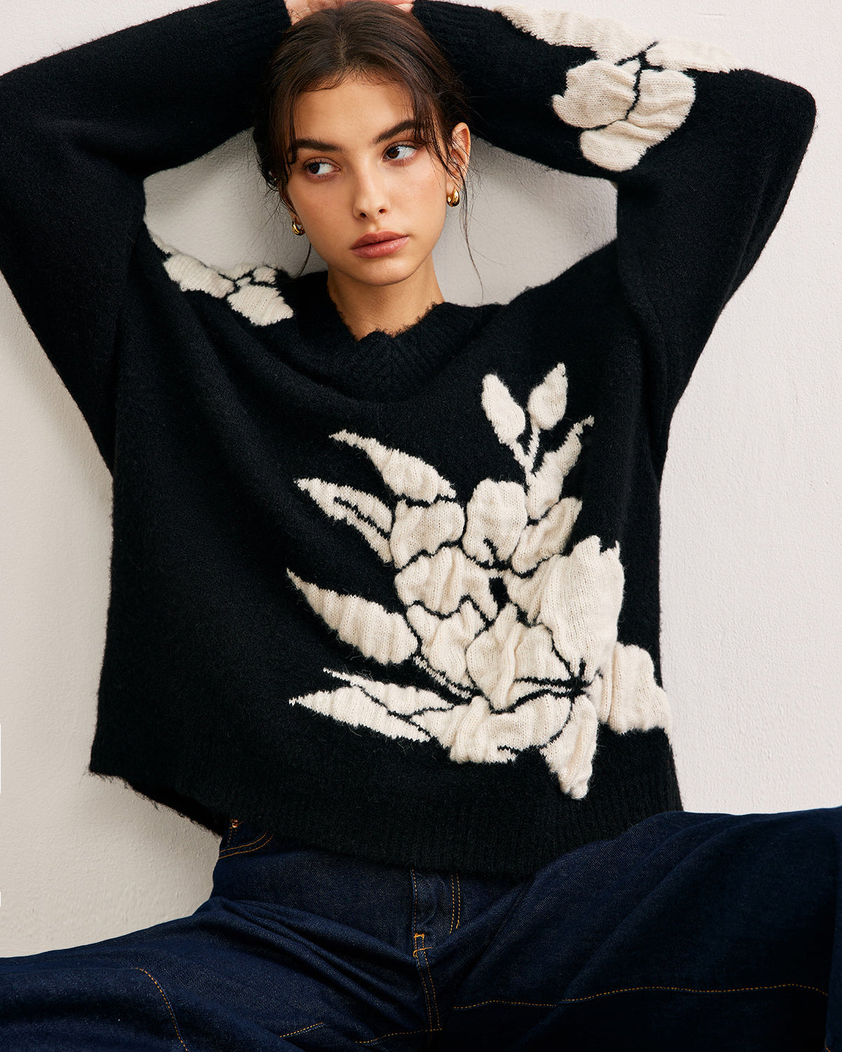 V Yaka Örgü-Çiçekli Shift Kazak