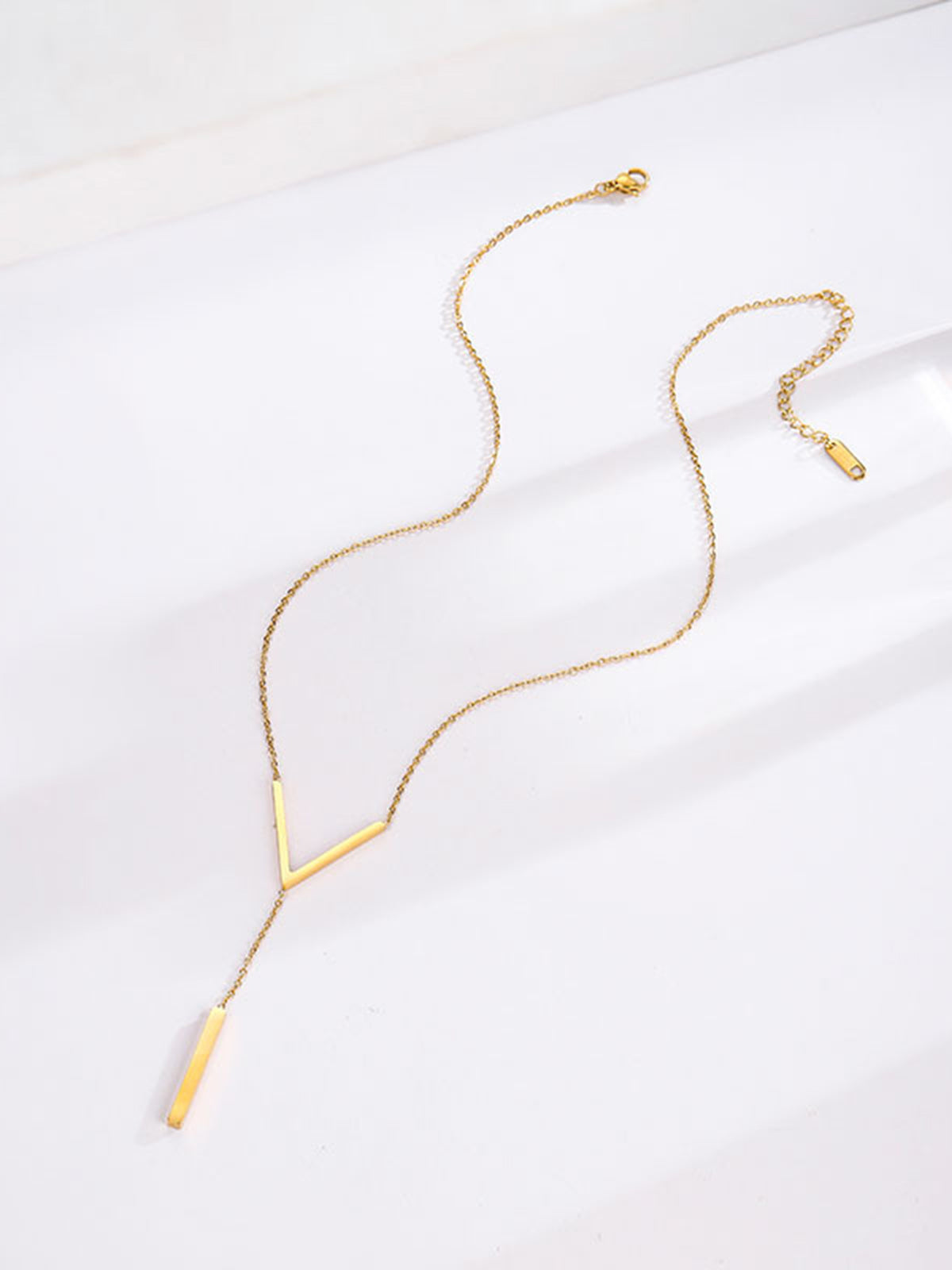 Geometrik Kolye Uçlu Zincir Kolye