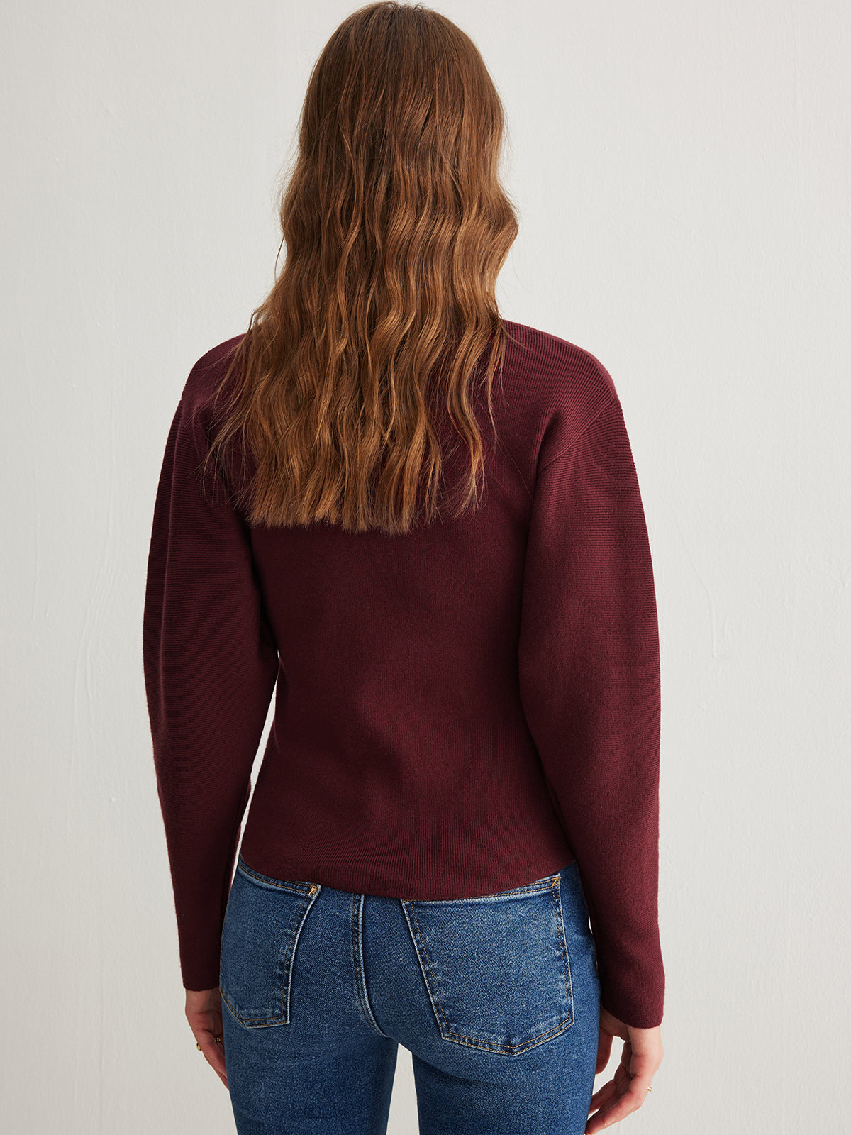 Ribanalı Düğme Detaylı Yırtmaçlı Kazak