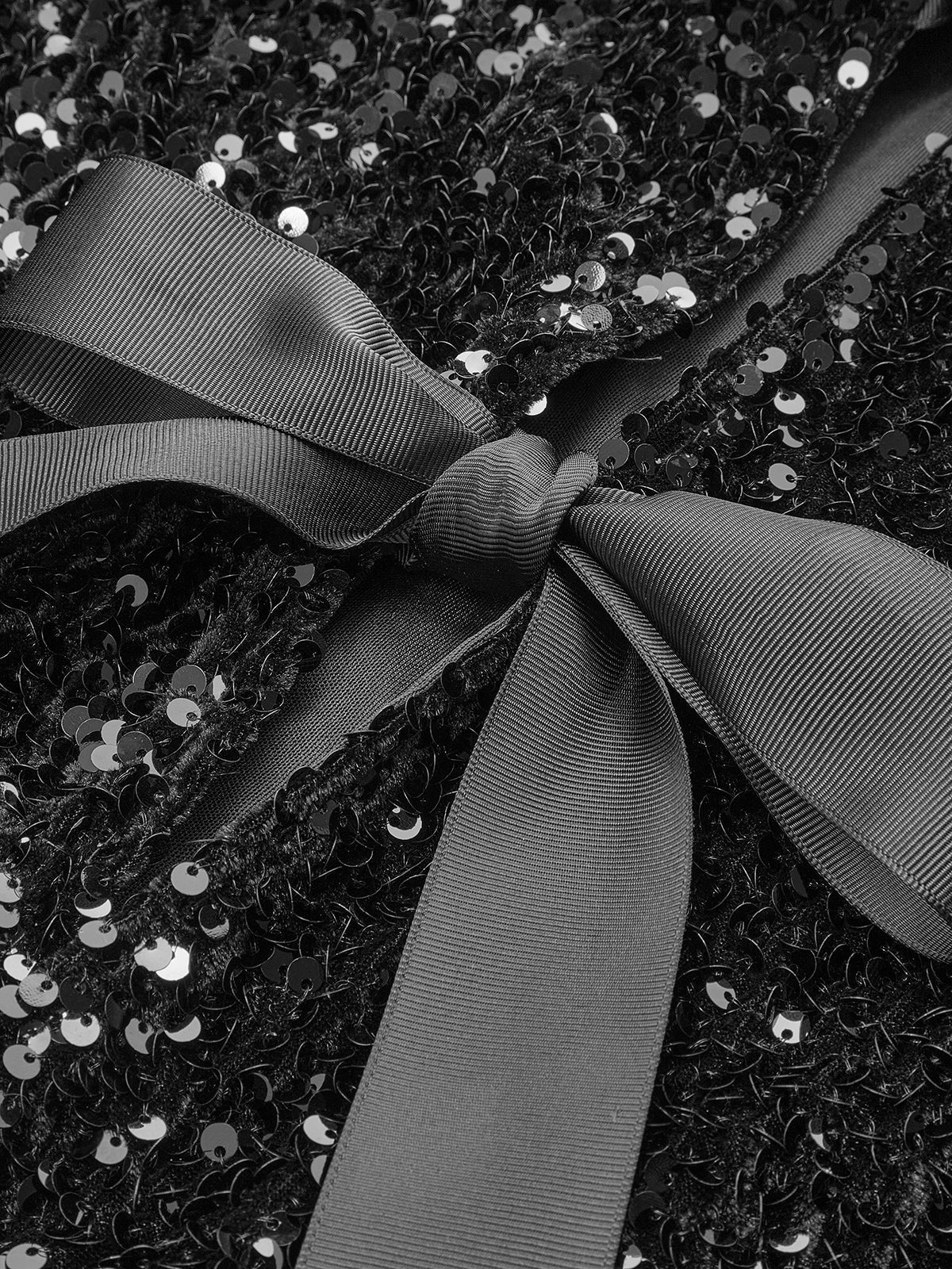 Payetli Kadife Fiyonklu Blazer Ceket