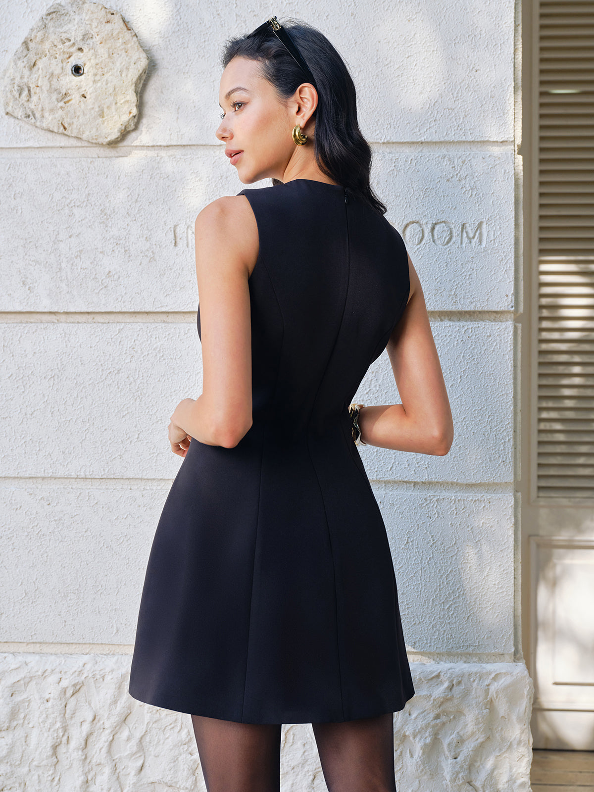 Fermuarlı Fiyonk Detaylı Askılı Elbise