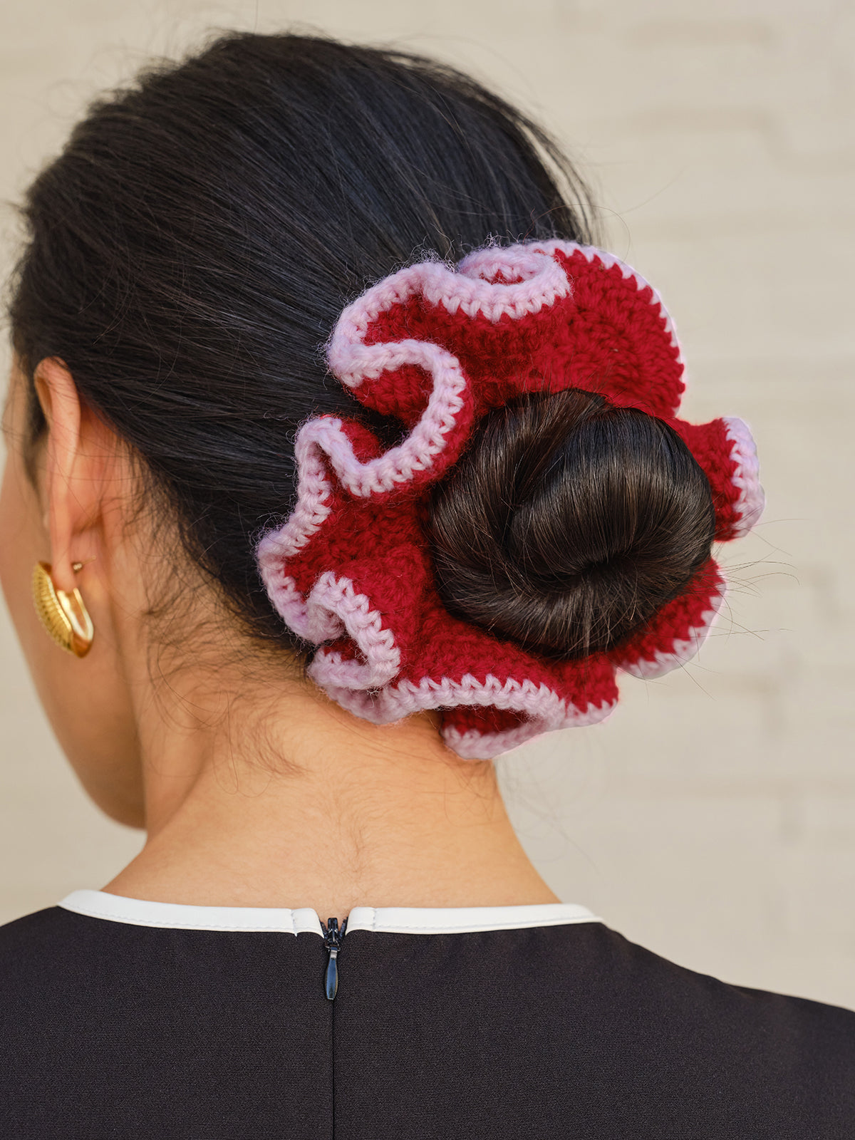 Tığ İşi Fırfırlı Saç Tokası