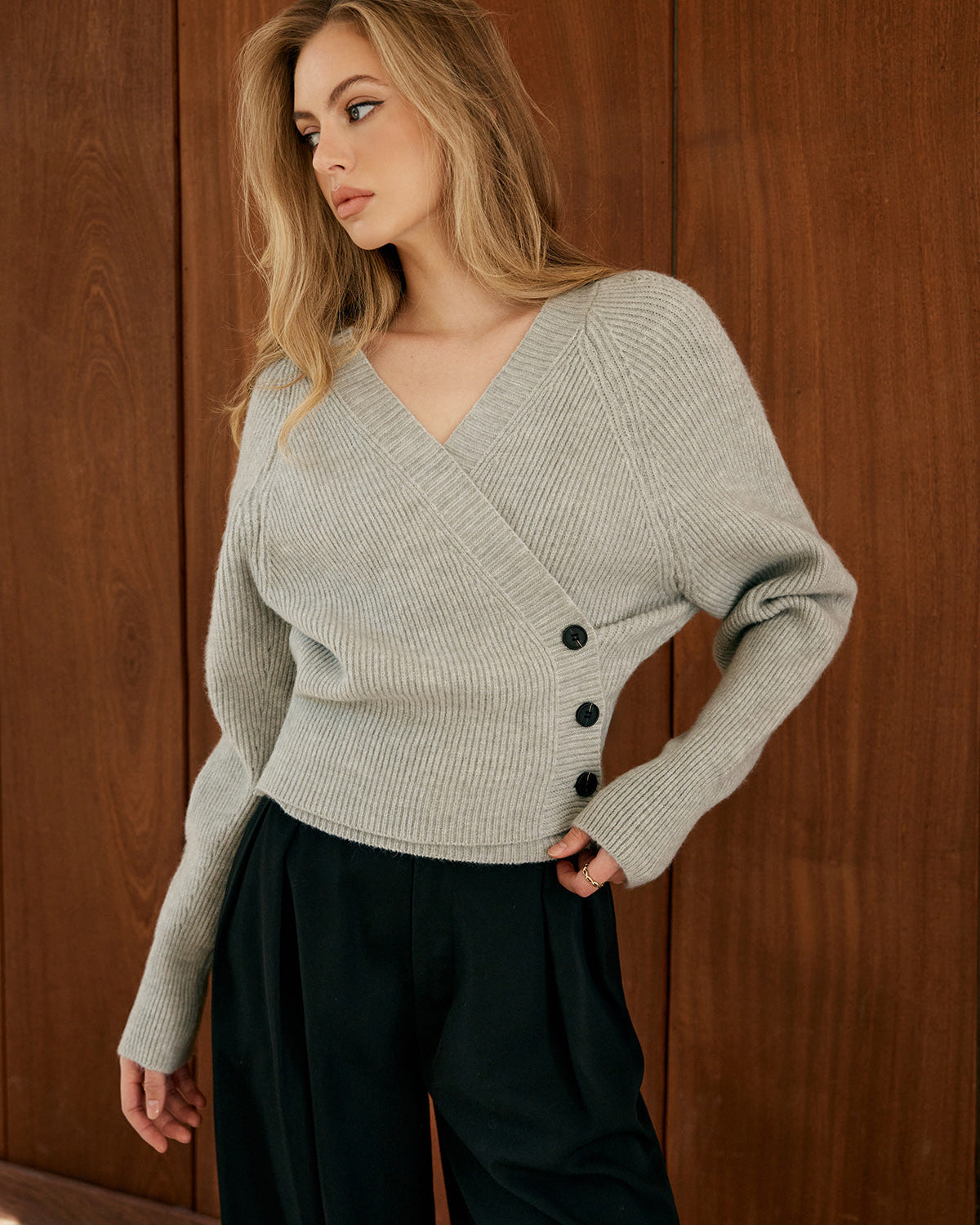 Düğmeli Sarılı İnce Kazak