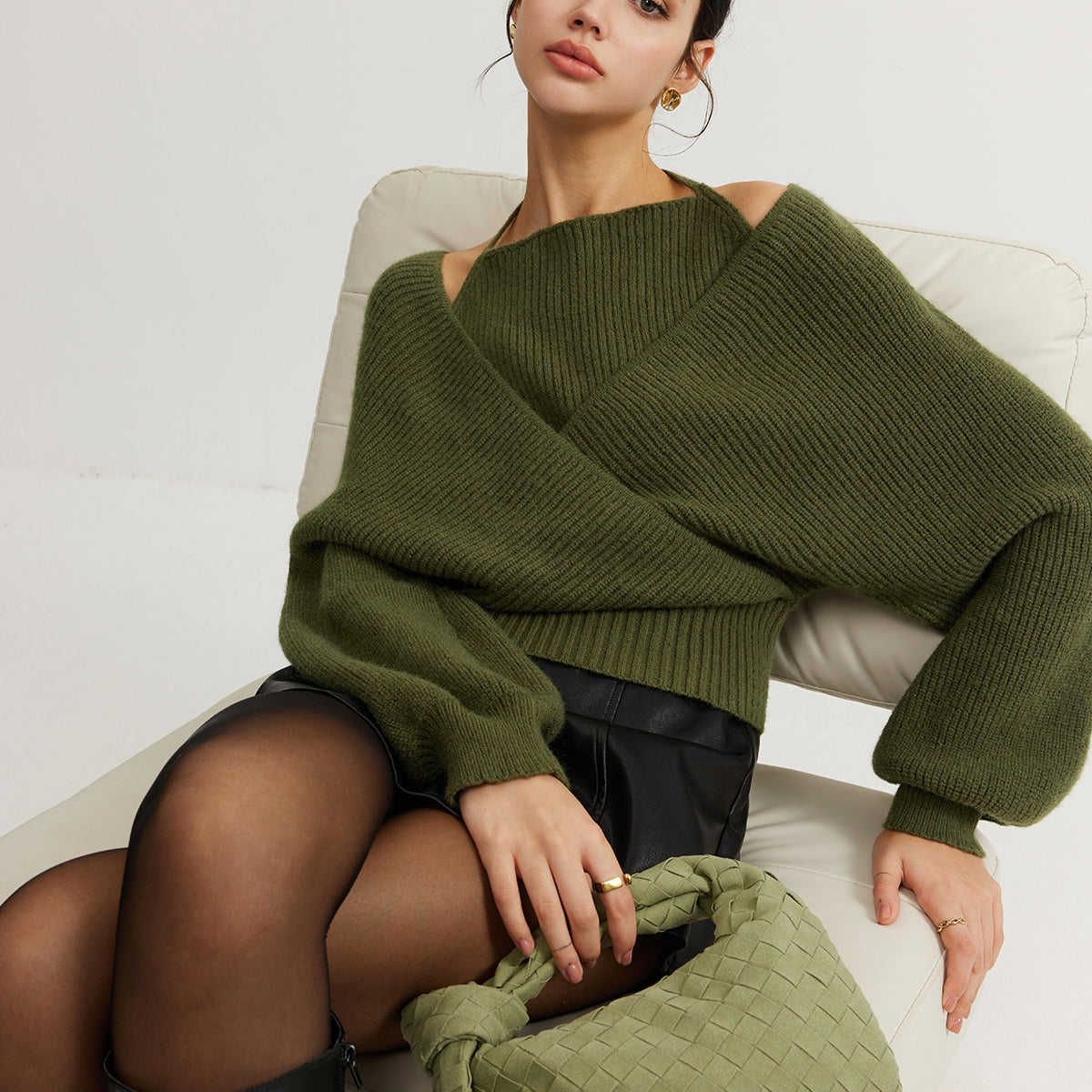 2’si 1 Arada Yarasa Kol Halter Yaka Triko Üst