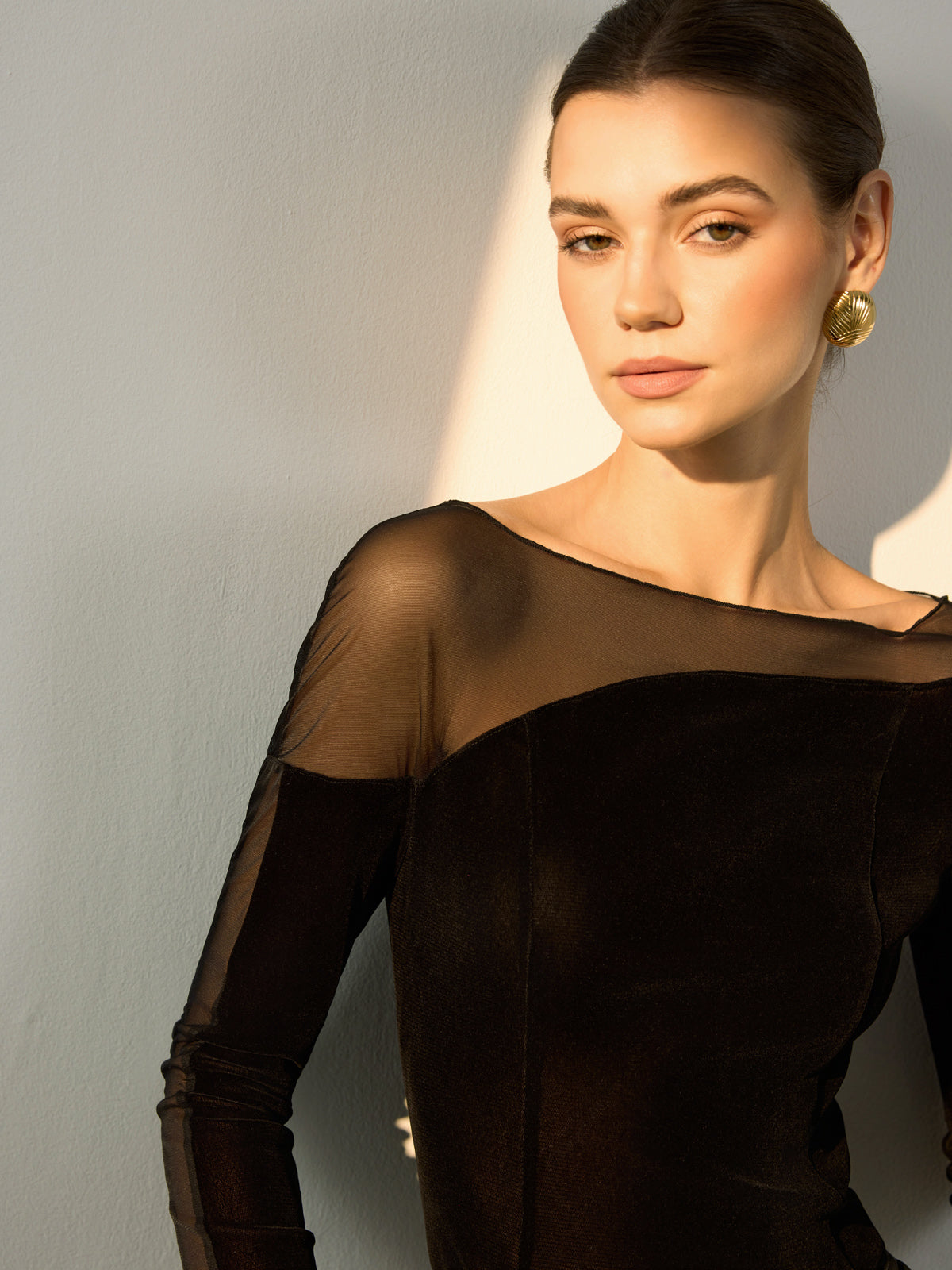 Şeffaf Detaylı Slim Fit Tişört